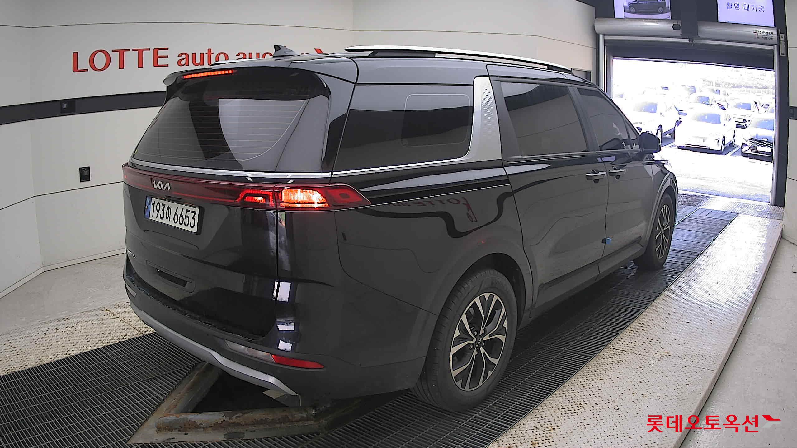 Kia Carnival 2022 Aurora Black Pearl из Кореи, фото 4