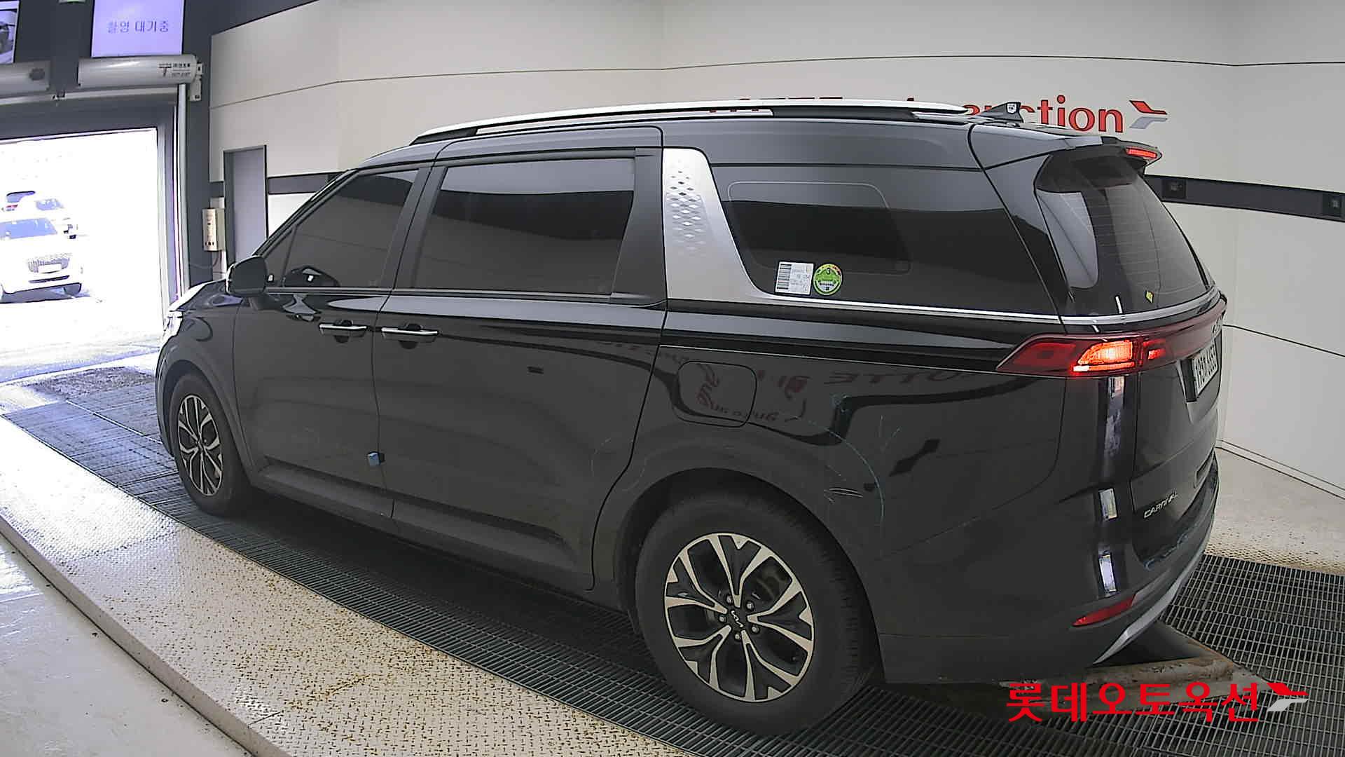 Kia Carnival id 3471556 из Кореи 10