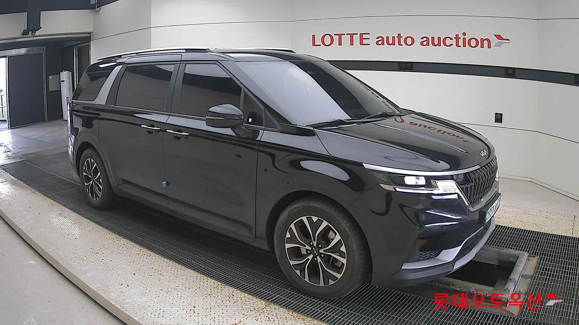 Kia Carnival id 3471556 из Кореи 16