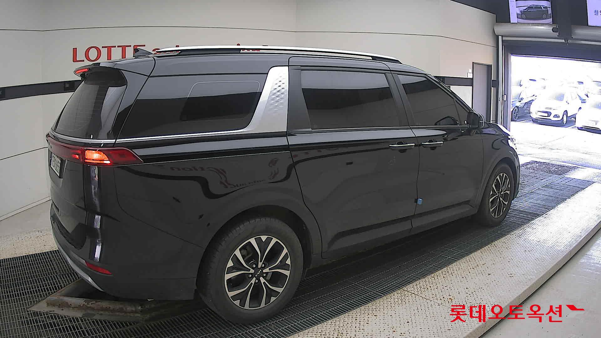 Kia Carnival id 3471556 из Кореи 19