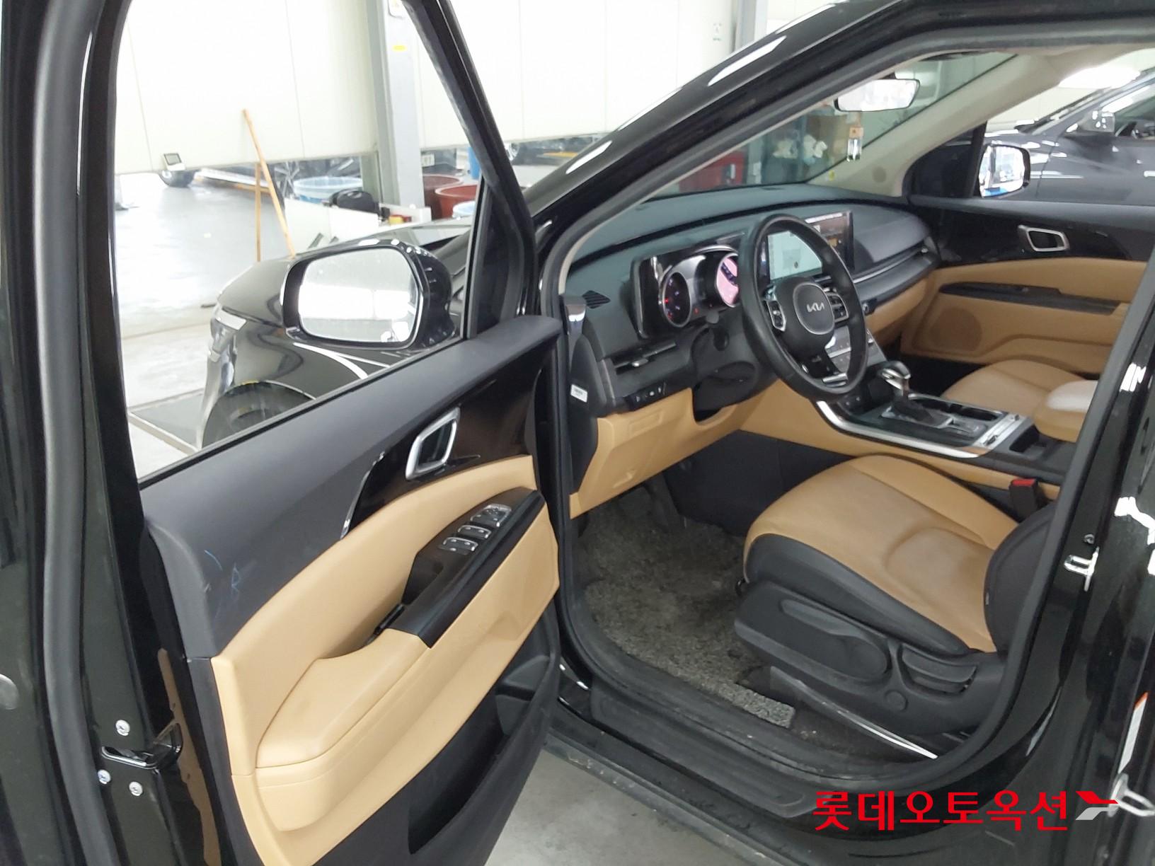 Kia Carnival id 3471556 из Кореи 35