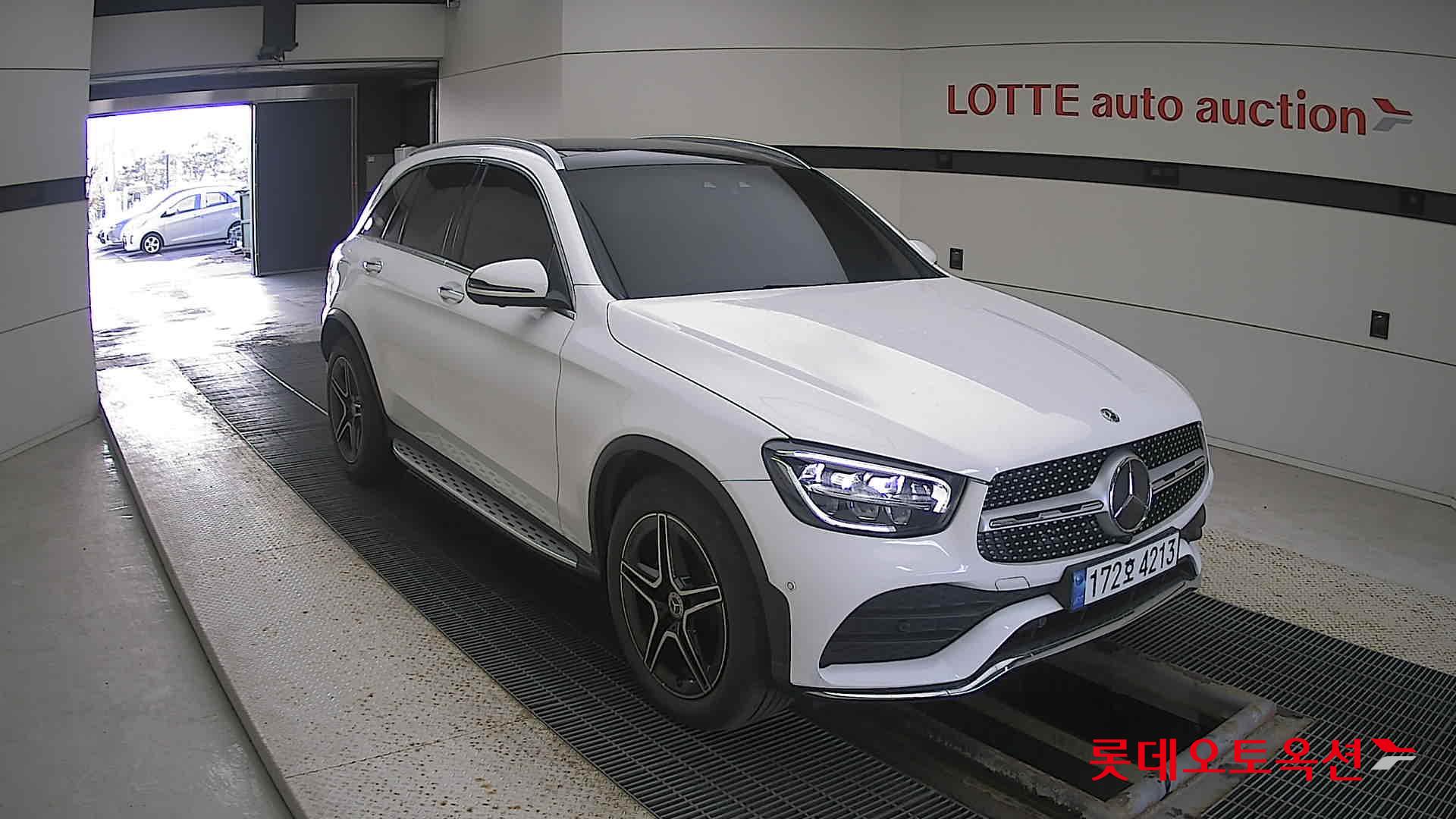 Mercedes-Benz Mercedes-Benz GLC300 4MATIC 2022 149-POLAR WHITE (BENZ) из Кореи, фото 2