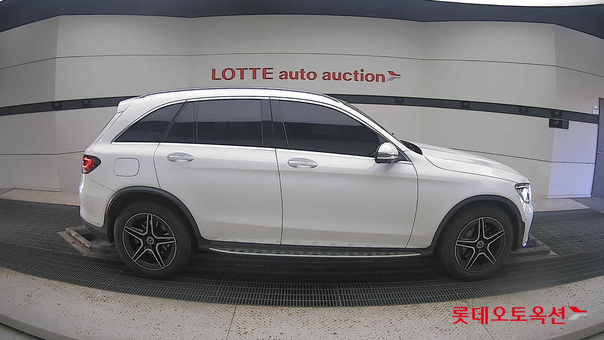 Mercedes-Benz Mercedes-Benz GLC300 4MATIC 2022 149-POLAR WHITE (BENZ) из Кореи, фото 3