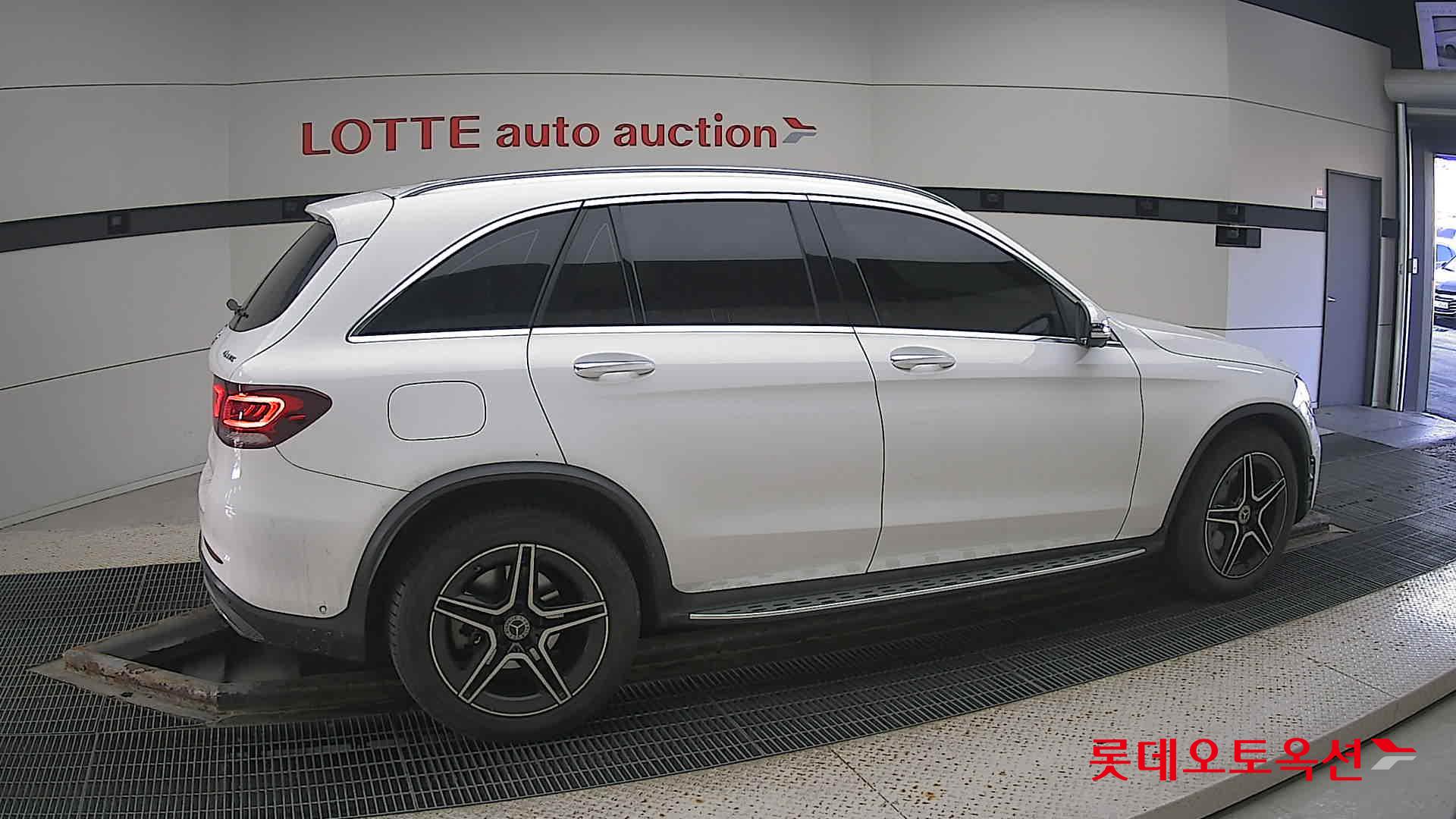 Mercedes-Benz Mercedes-Benz GLC300 4MATIC id 3462008 из Кореи 18