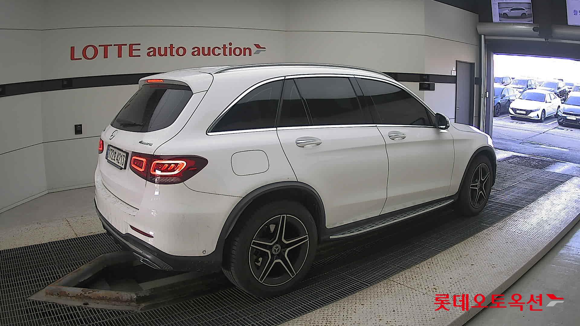 Mercedes-Benz Mercedes-Benz GLC300 4MATIC id 3462008 из Кореи 19