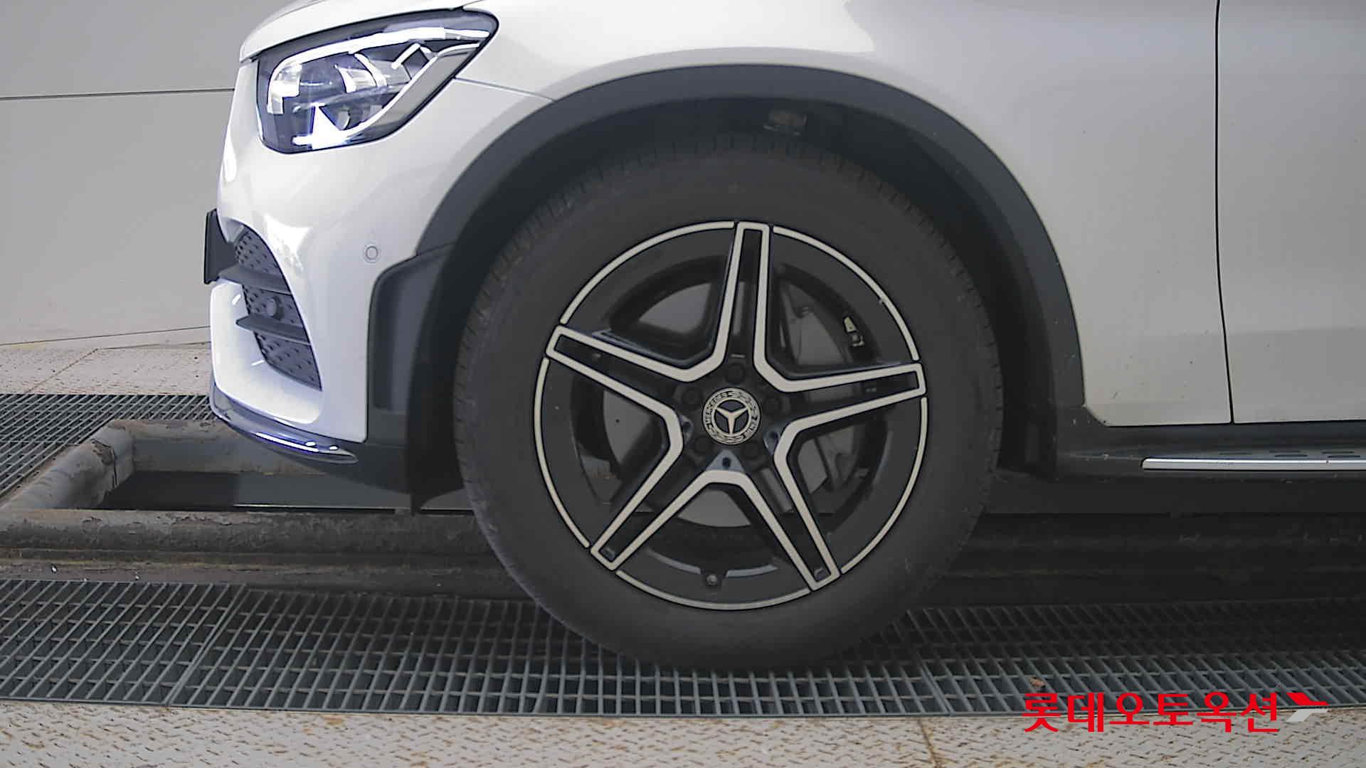 Mercedes-Benz Mercedes-Benz GLC300 4MATIC id 3462008 из Кореи 21