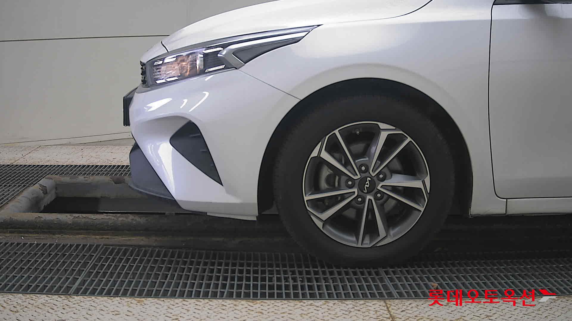 Kia K3 id 3461991 из Кореи 21