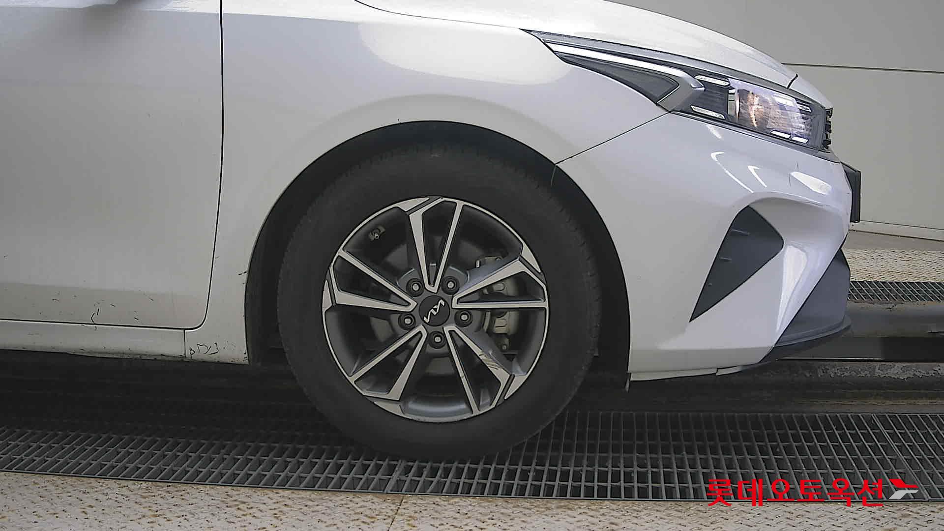 Kia K3 id 3461991 из Кореи 23