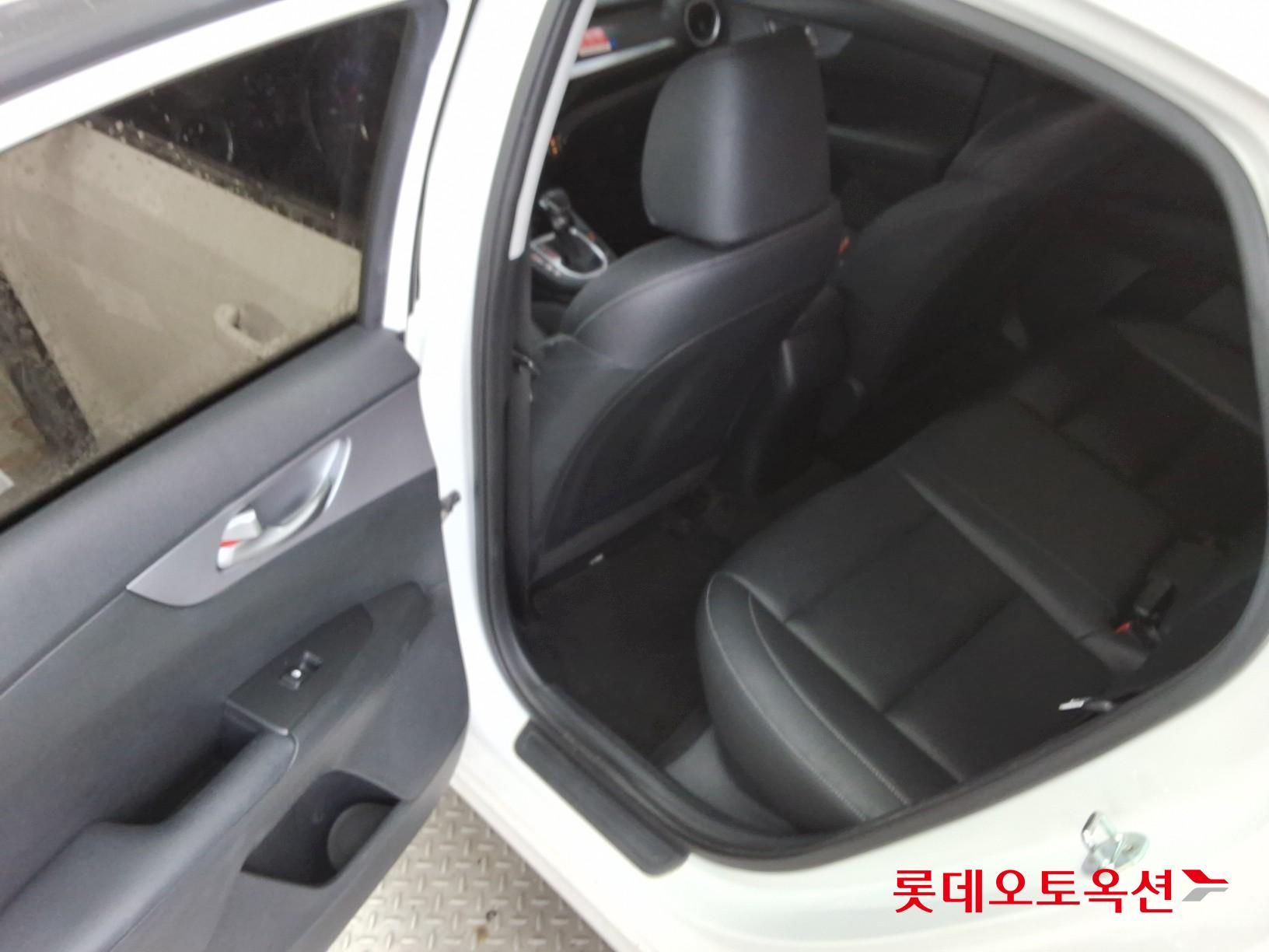 Kia K3 id 3461991 из Кореи 36