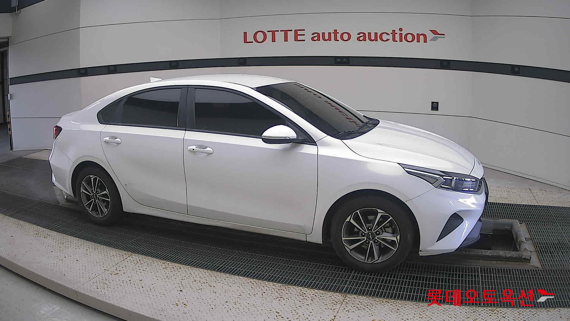 Kia K3 id 3461946 из Кореи 17