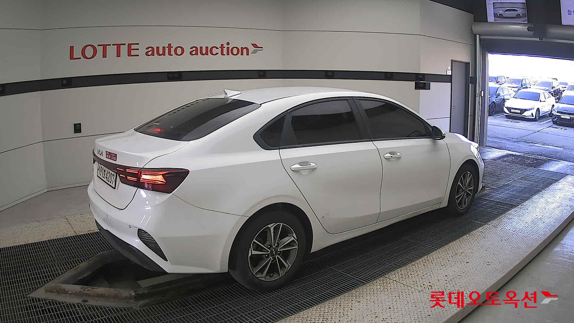 Kia K3 id 3461946 из Кореи 19