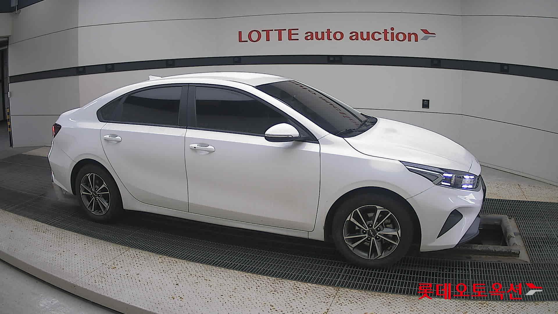 Kia K3 id 3461944 из Кореи 17