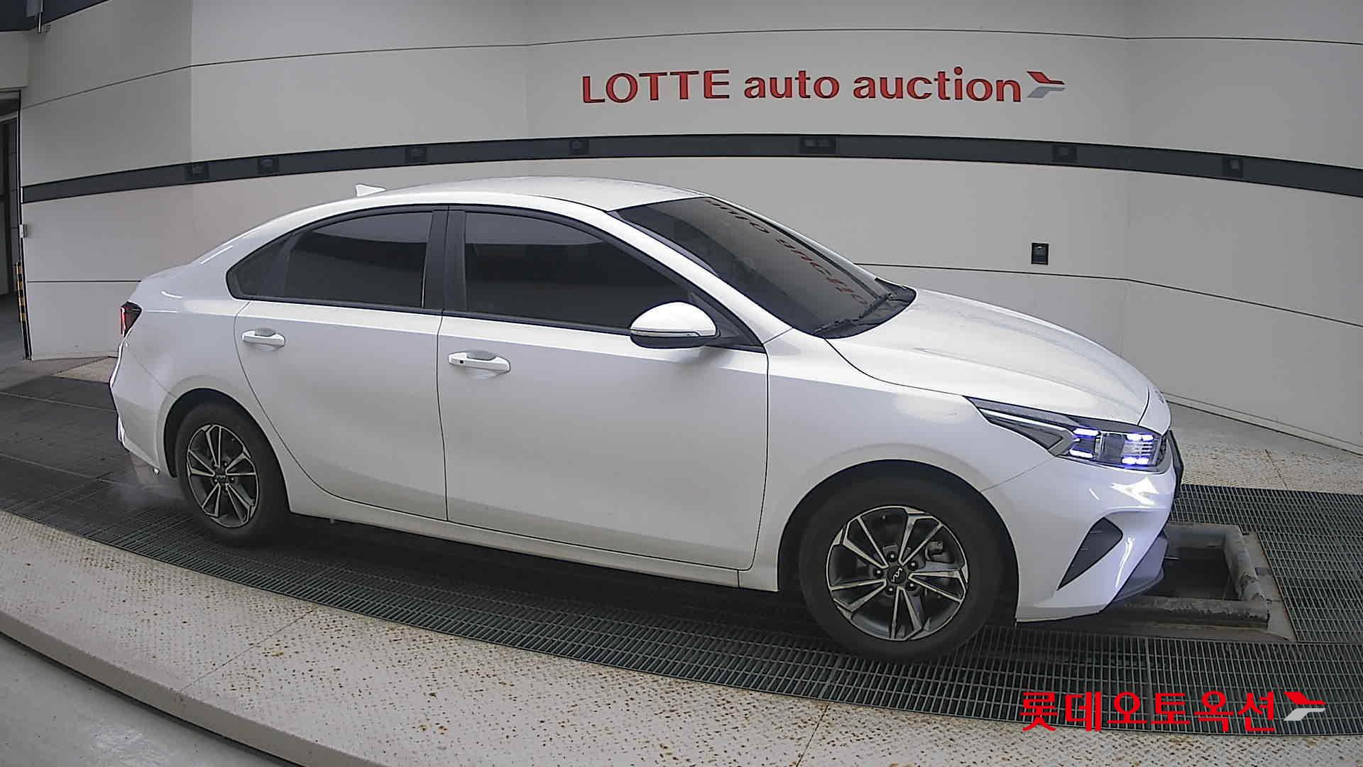 Kia K3 id 3461943 из Кореи 17