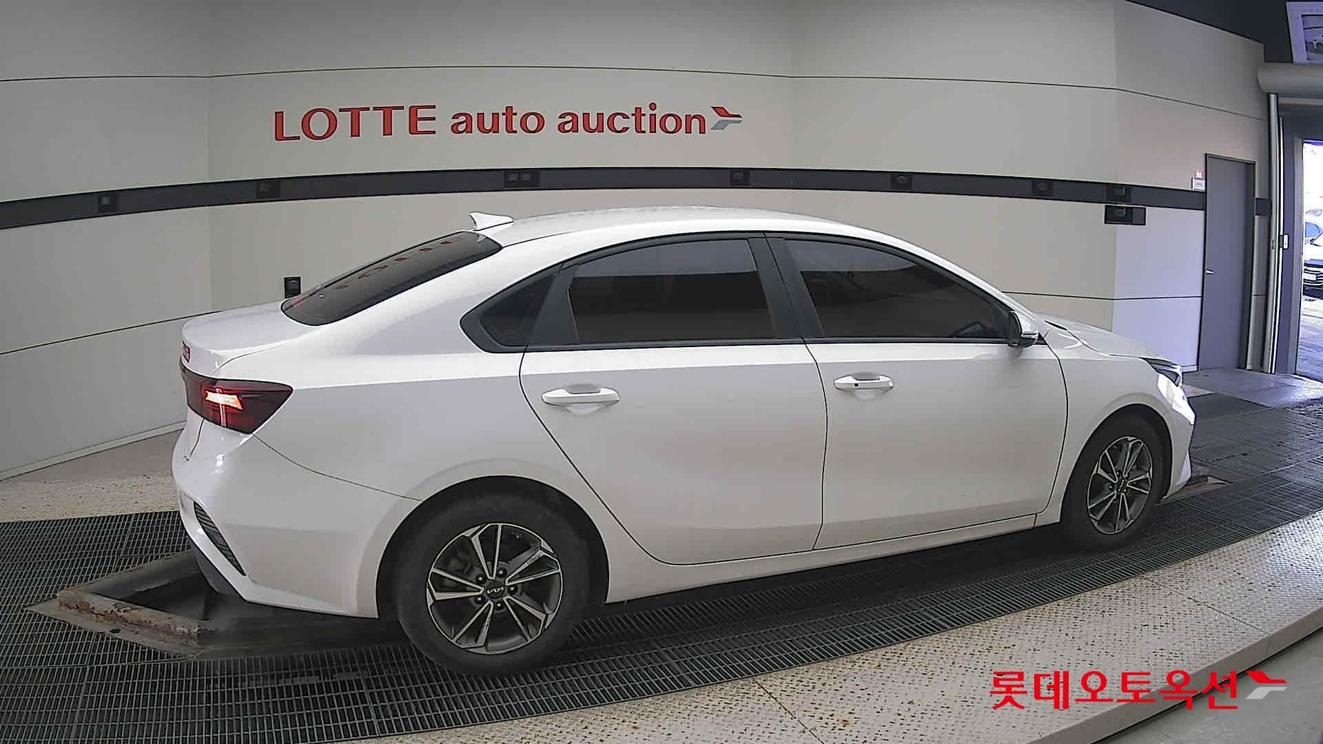 Kia K3 id 3461943 из Кореи 18