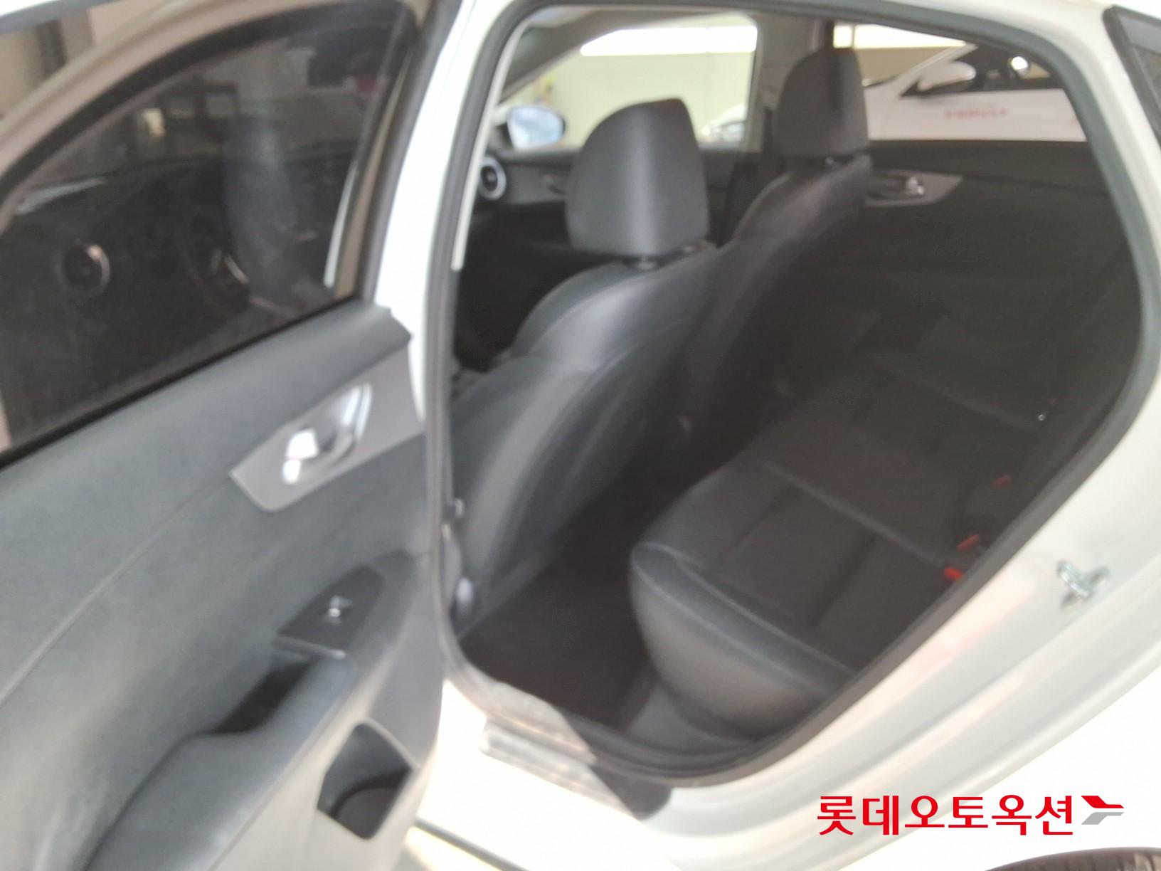 Kia K3 id 3461943 из Кореи 35