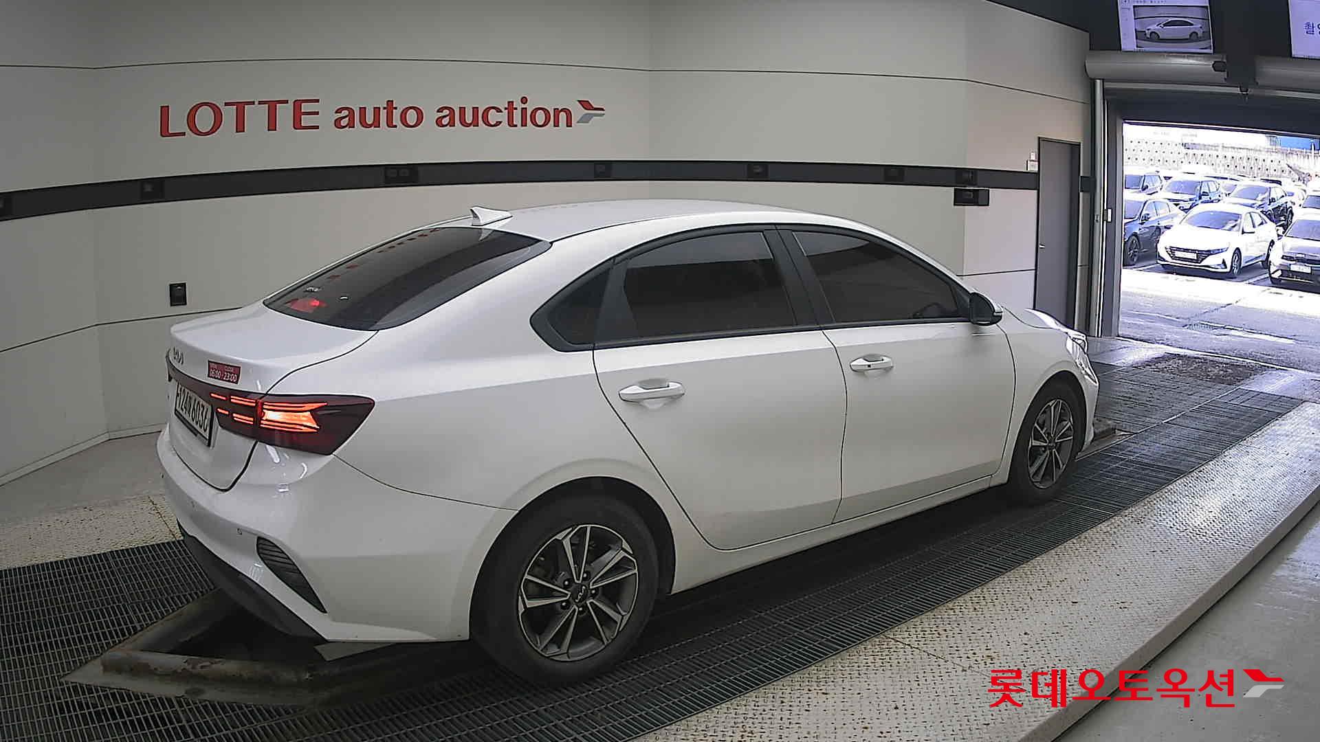 Kia K3 id 3461955 из Кореи 19