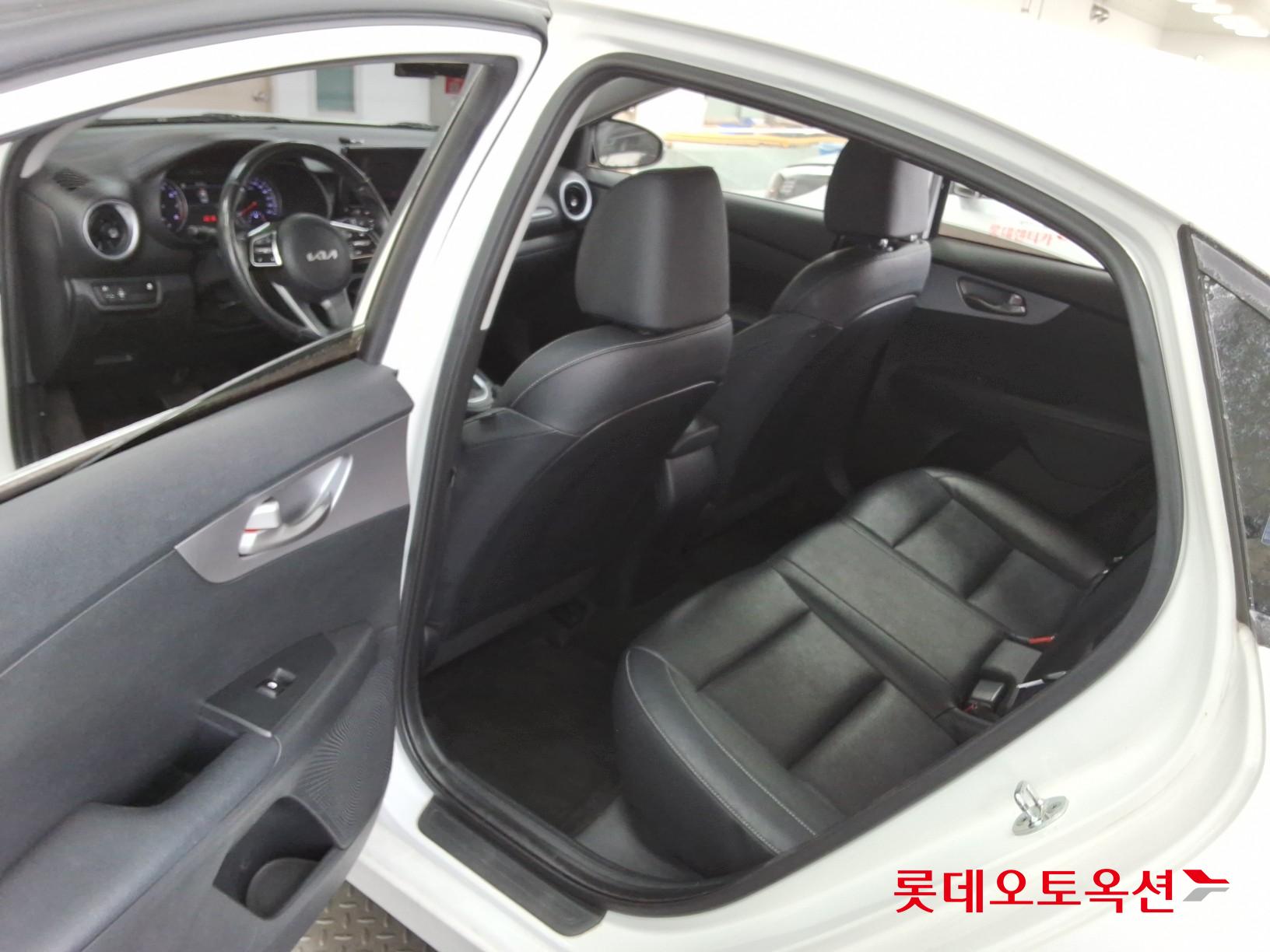 Kia K3 id 3461992 из Кореи 36