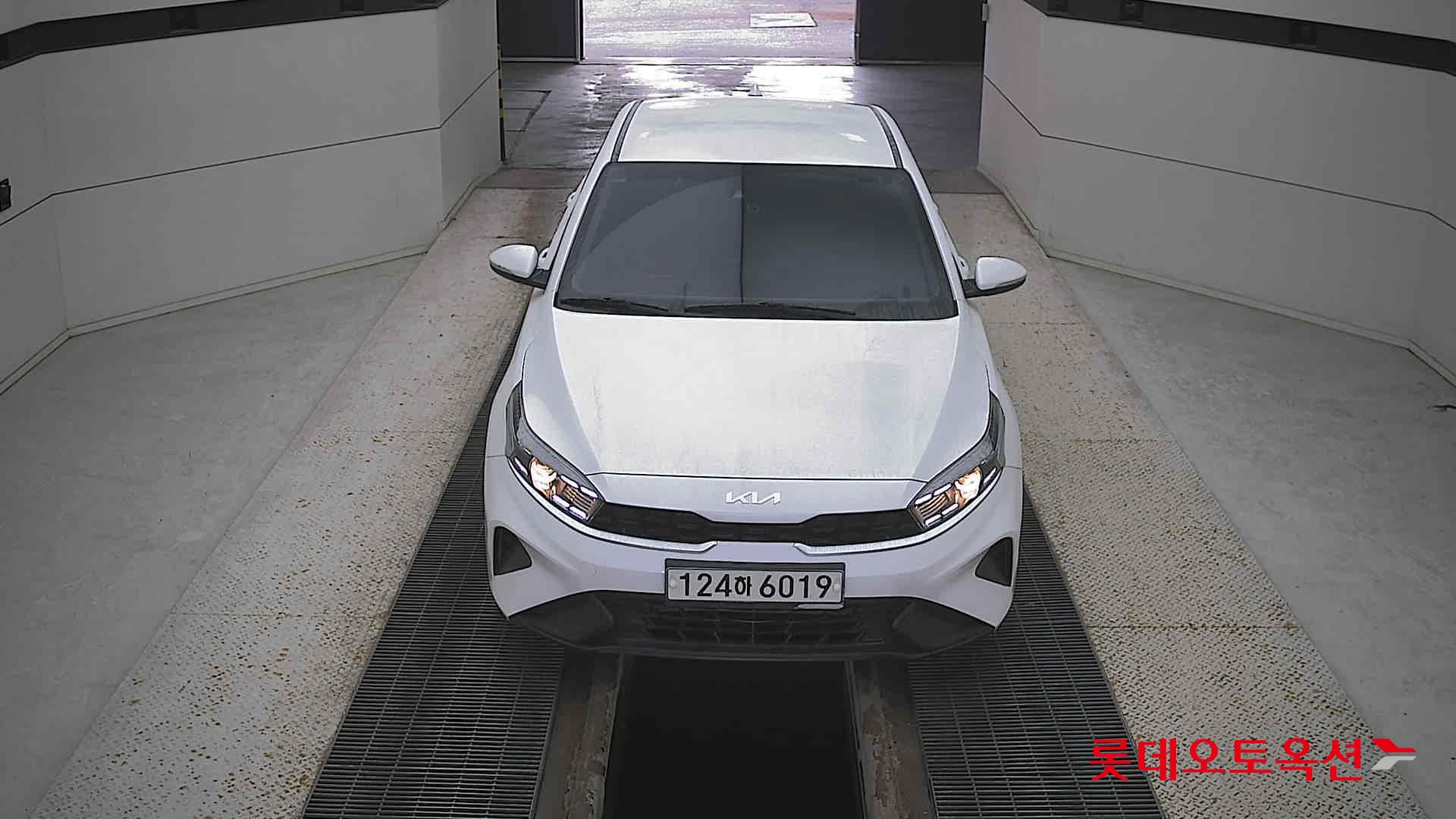 Kia K3 id 3461959 из Кореи 8