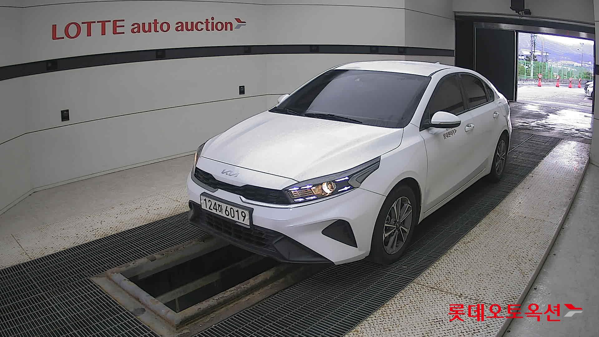 Kia K3 id 3461959 из Кореи 14