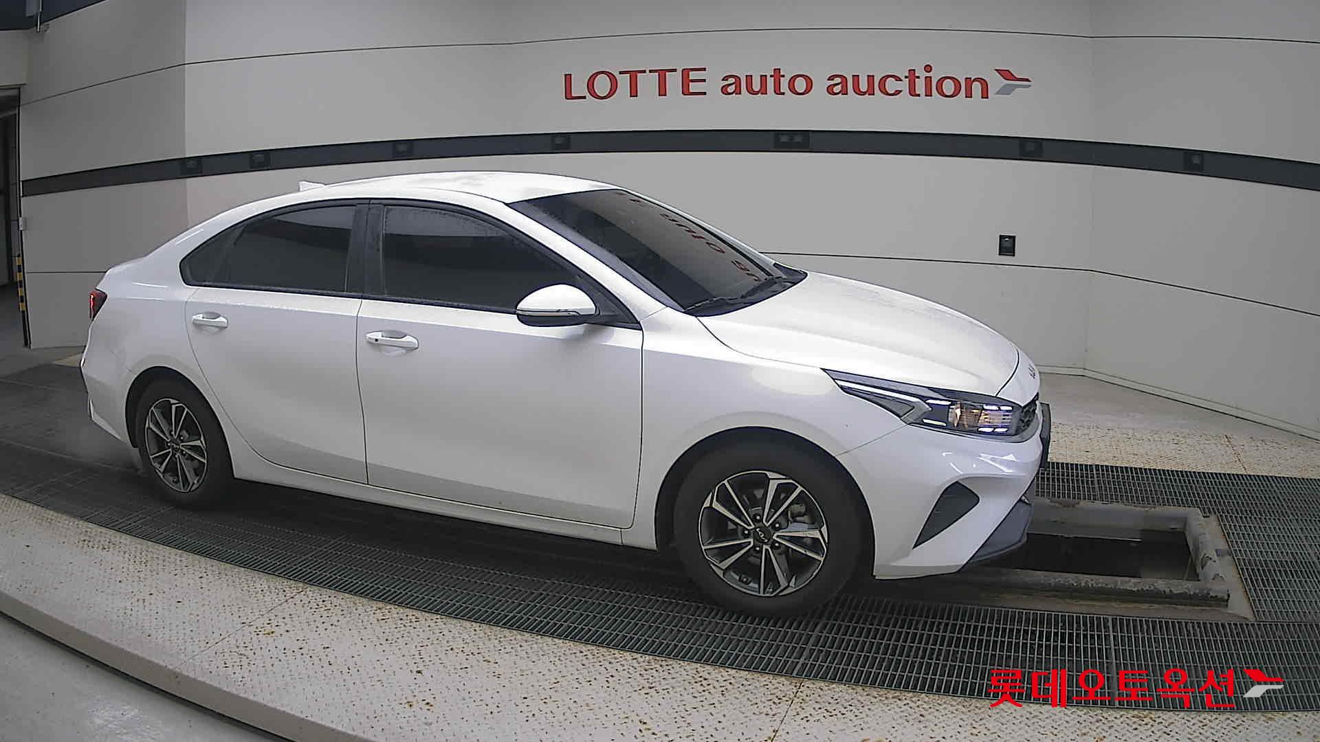 Kia K3 id 3461959 из Кореи 17