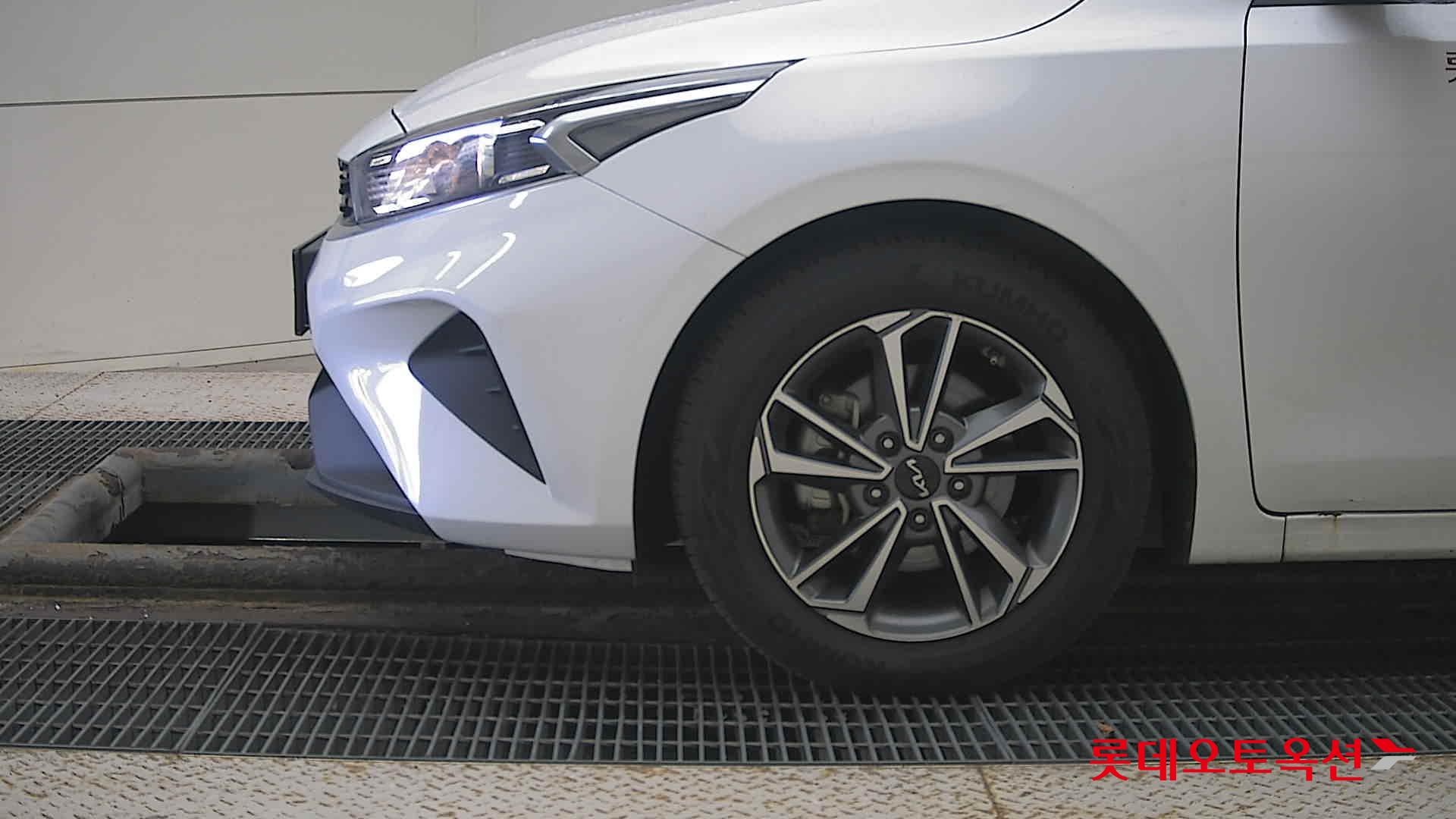 Kia K3 id 3461948 из Кореи 21