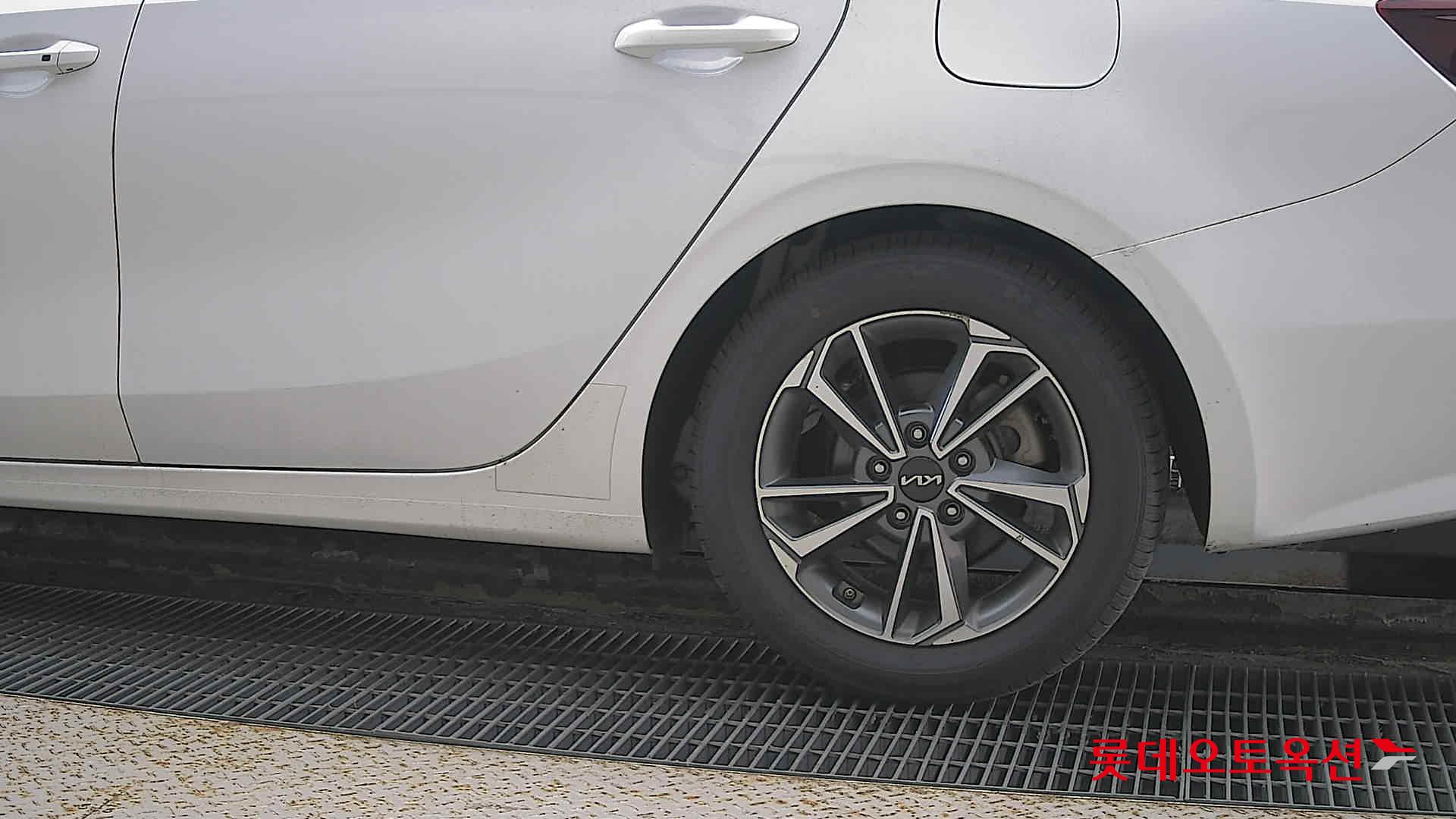 Kia K3 id 3461948 из Кореи 22