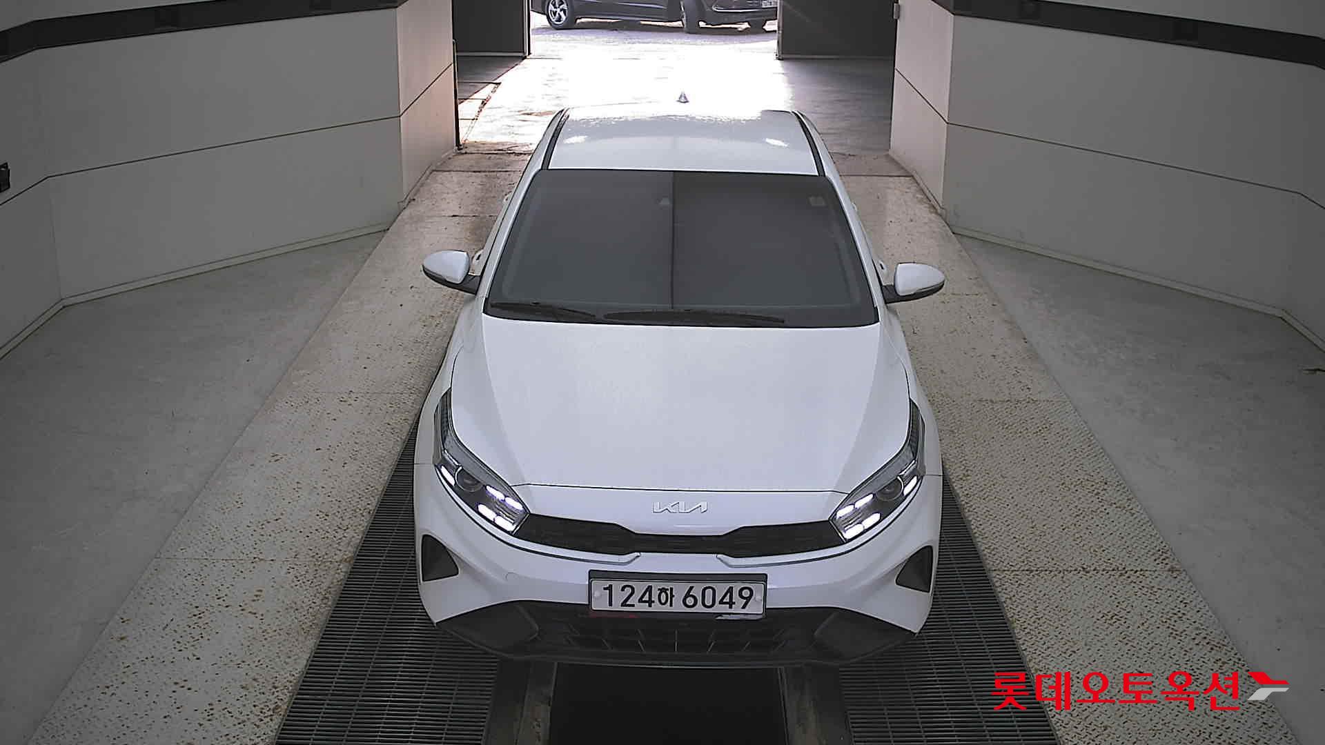 Kia K3 id 3466774 из Кореи 8