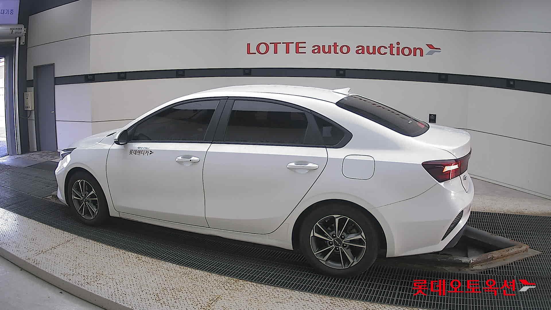 Kia K3 id 3466774 из Кореи 11