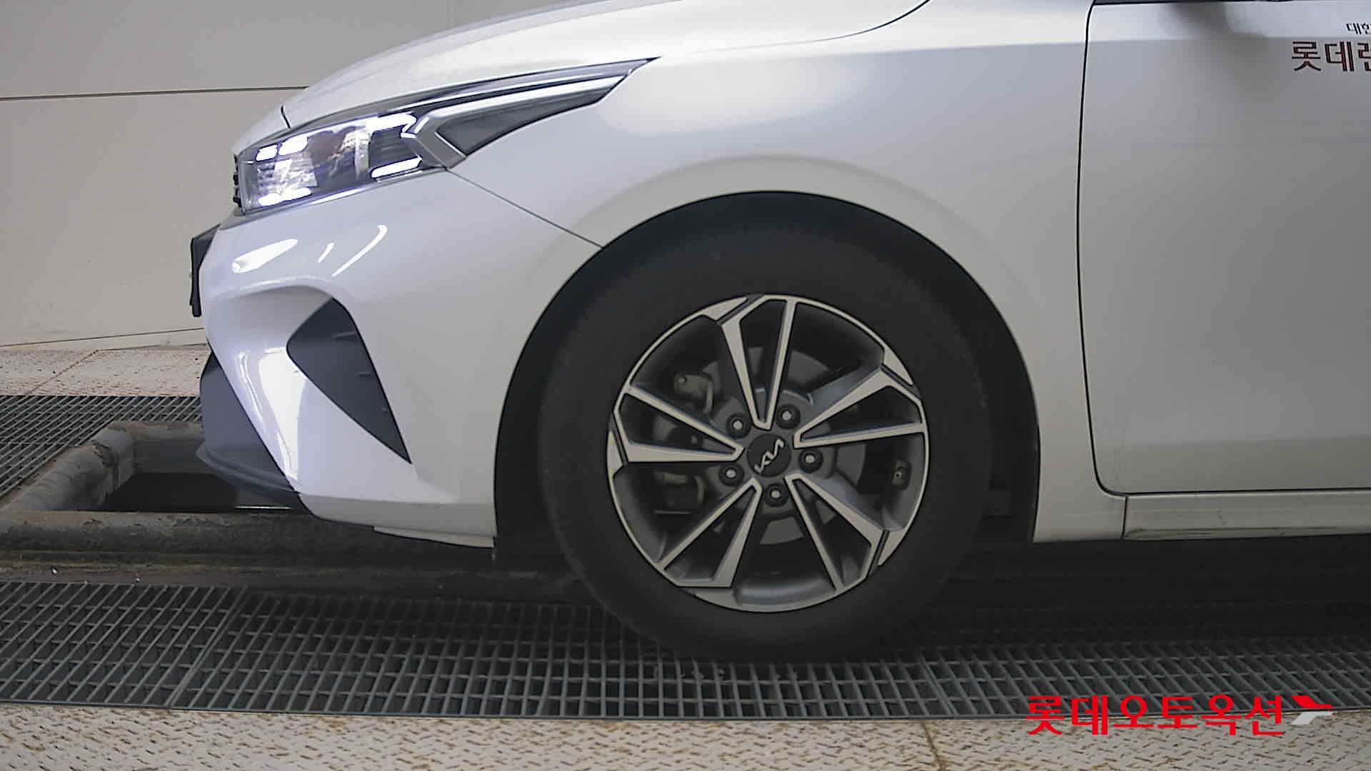 Kia K3 id 3466774 из Кореи 21