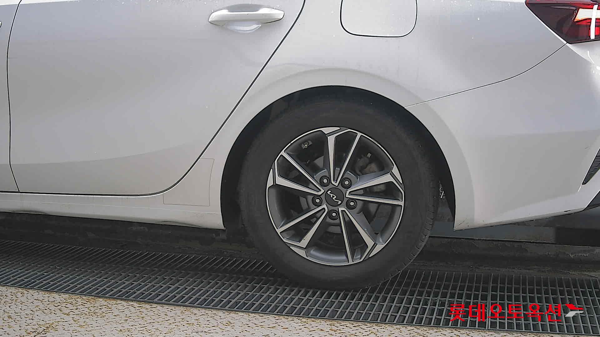 Kia K3 id 3466774 из Кореи 22