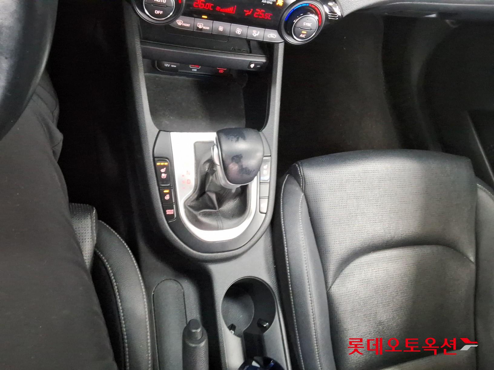 Kia K3 id 3466774 из Кореи 32