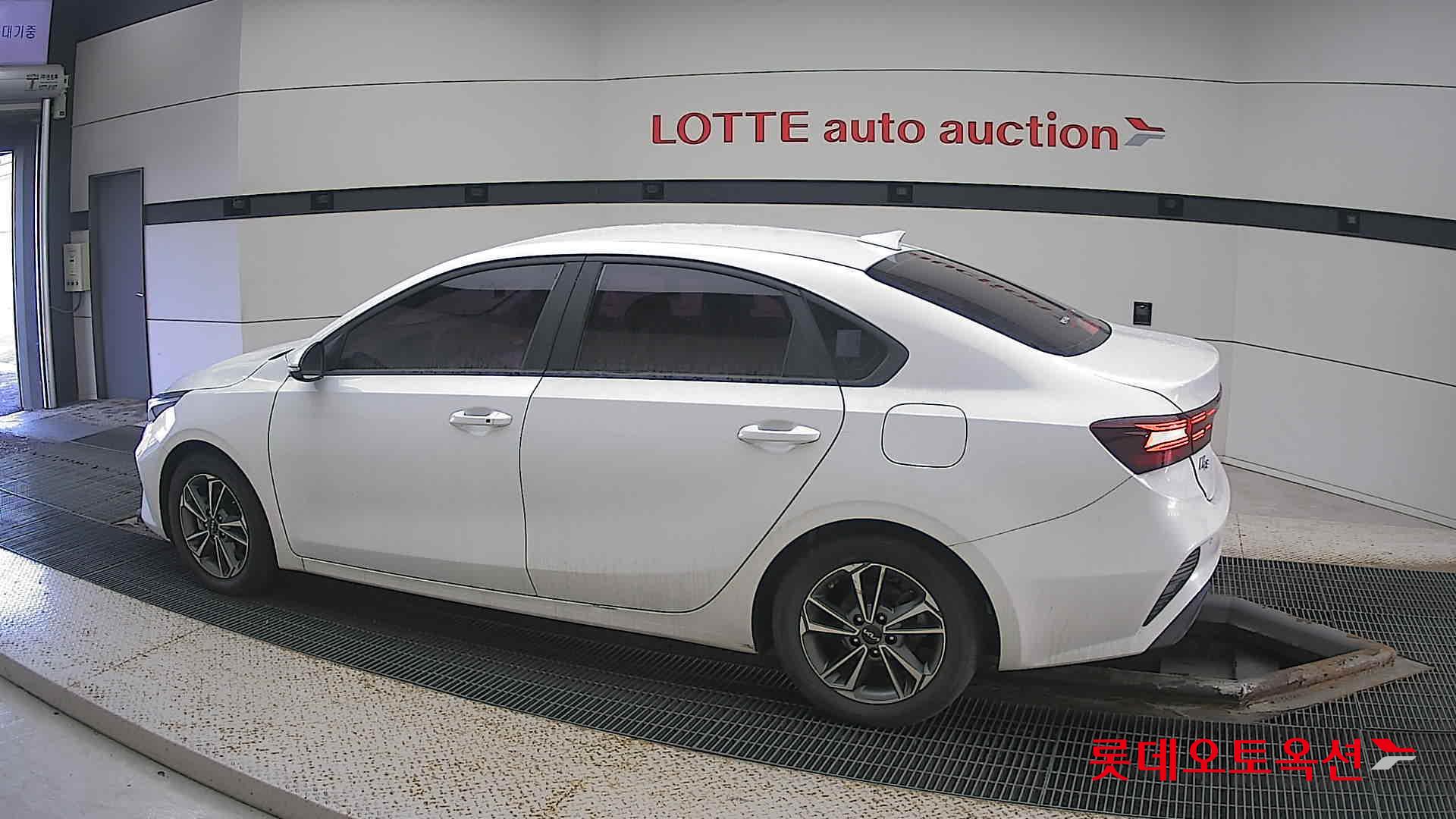 Kia K3 id 3461885 из Кореи 11