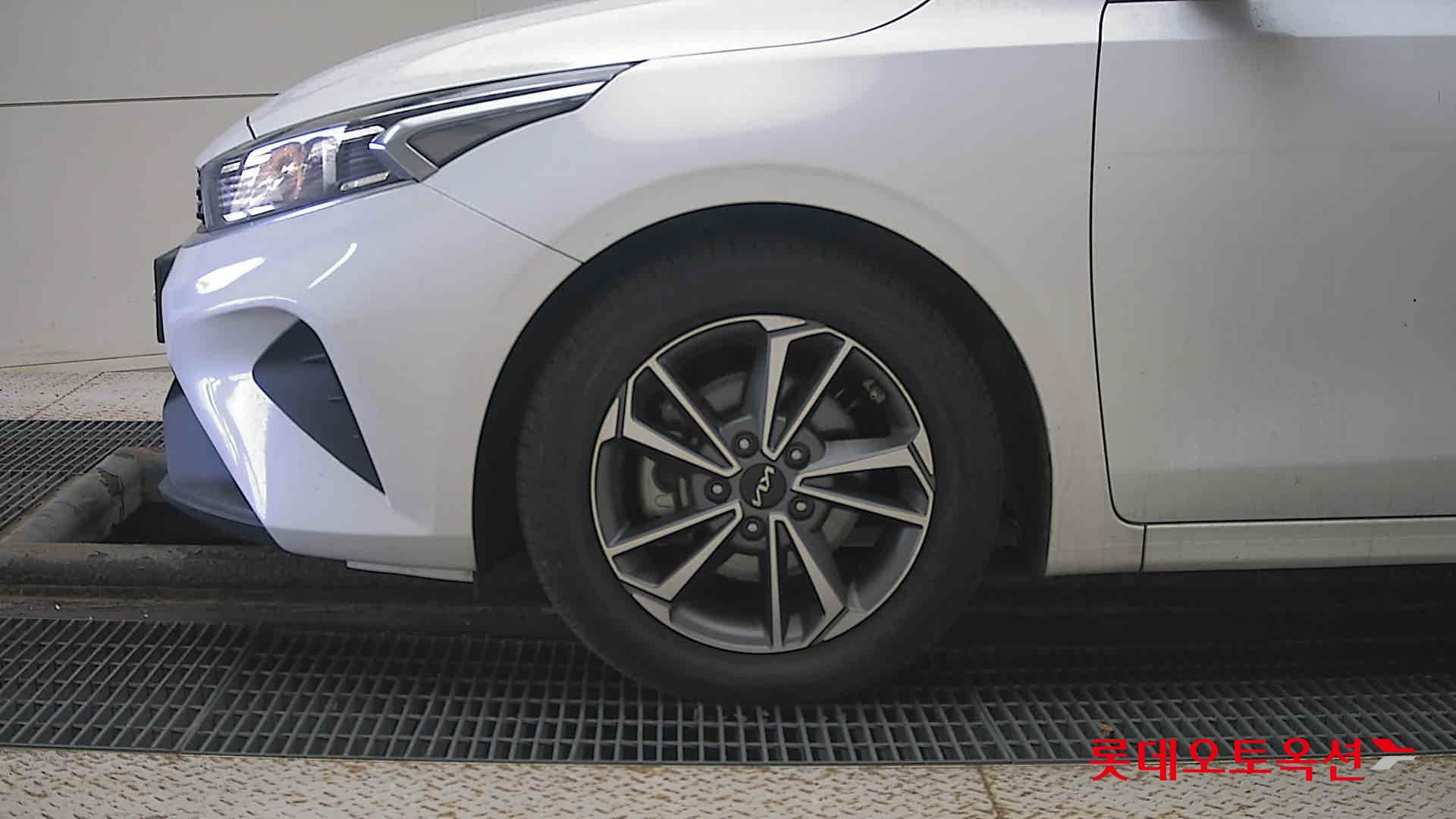 Kia K3 id 3461885 из Кореи 21