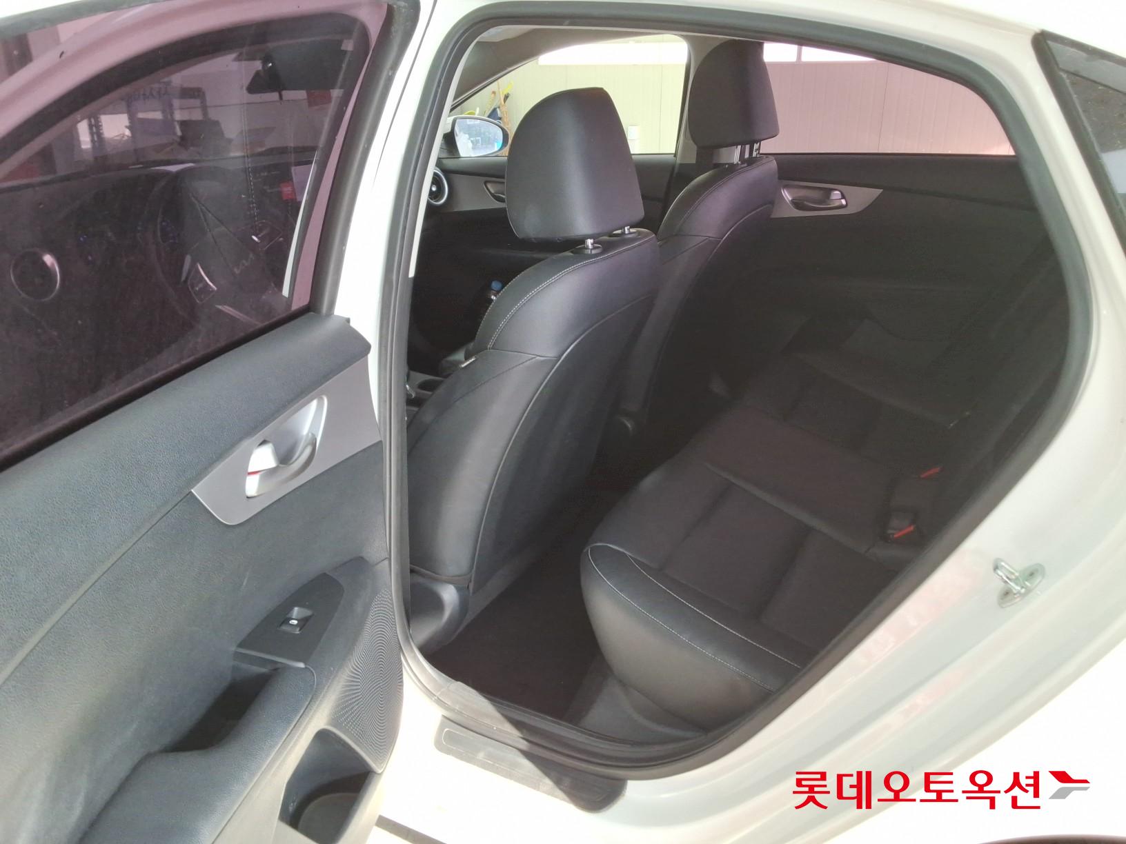 Kia K3 id 3461885 из Кореи 35