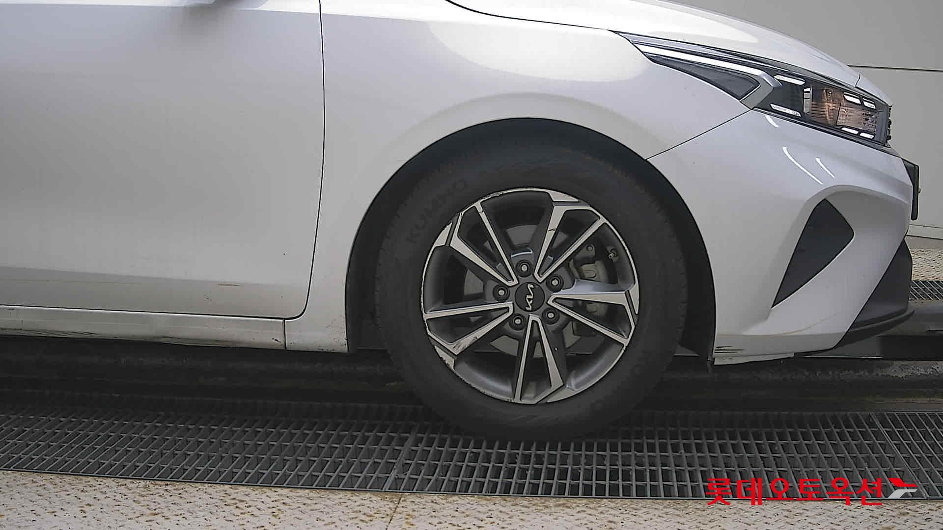 Kia K3 id 3471574 из Кореи 23