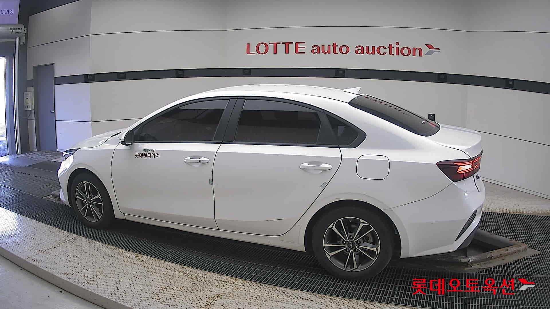 Kia K3 id 3461968 из Кореи 11