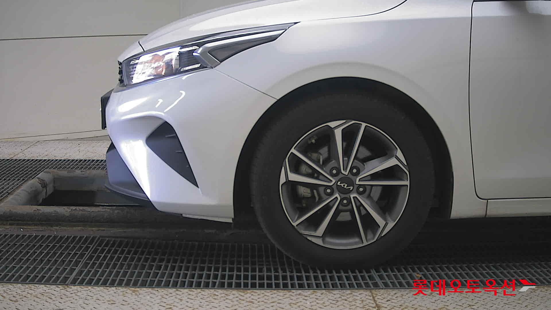 Kia K3 id 3461968 из Кореи 21