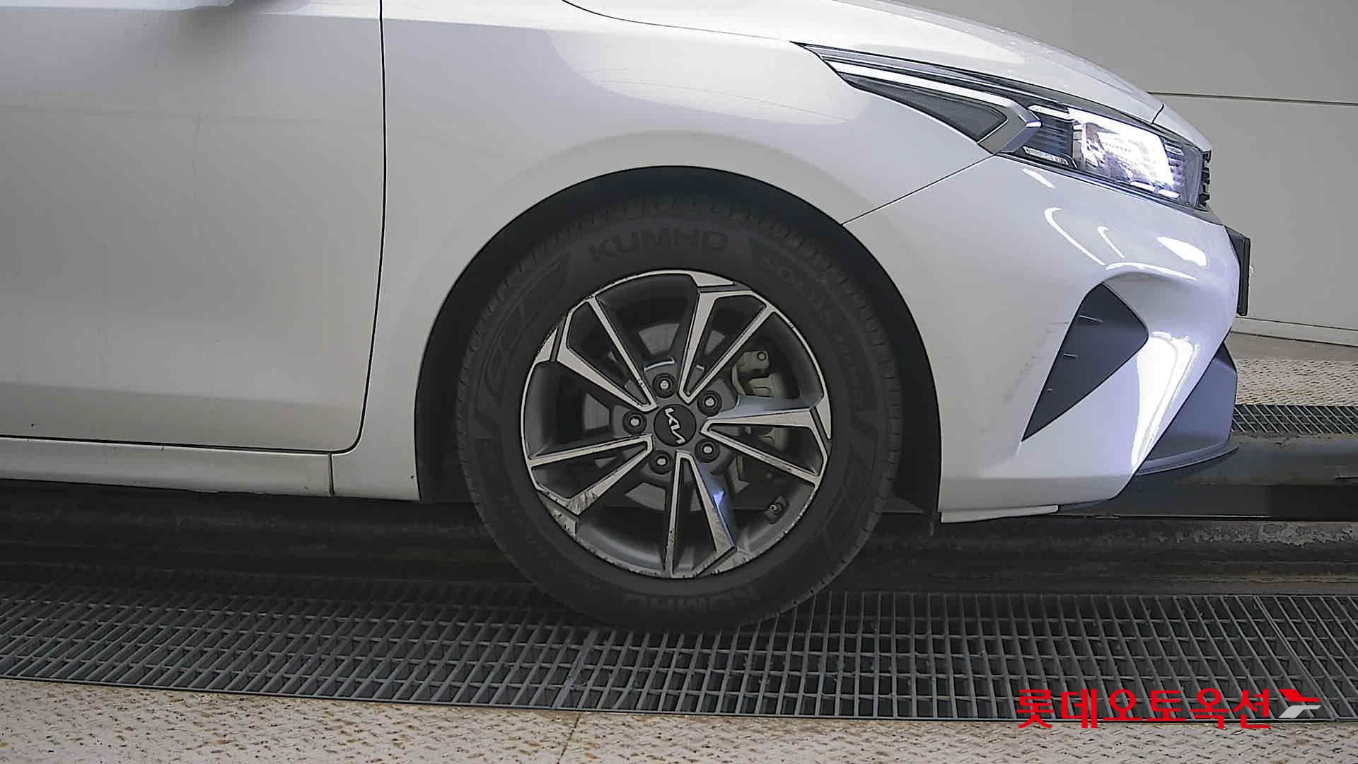 Kia K3 id 3461968 из Кореи 23