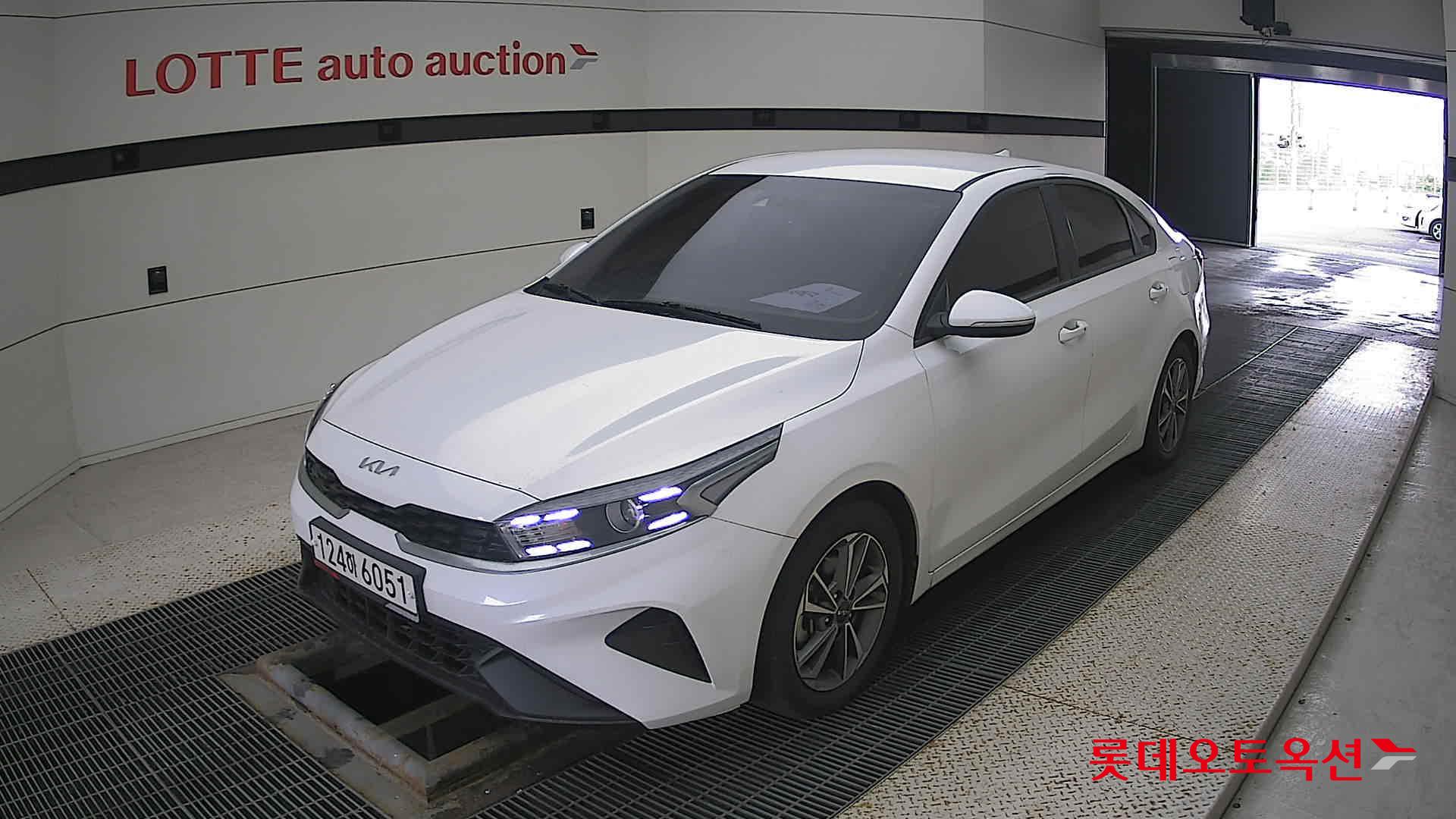 Kia K3 id 3466763 из Кореи 14