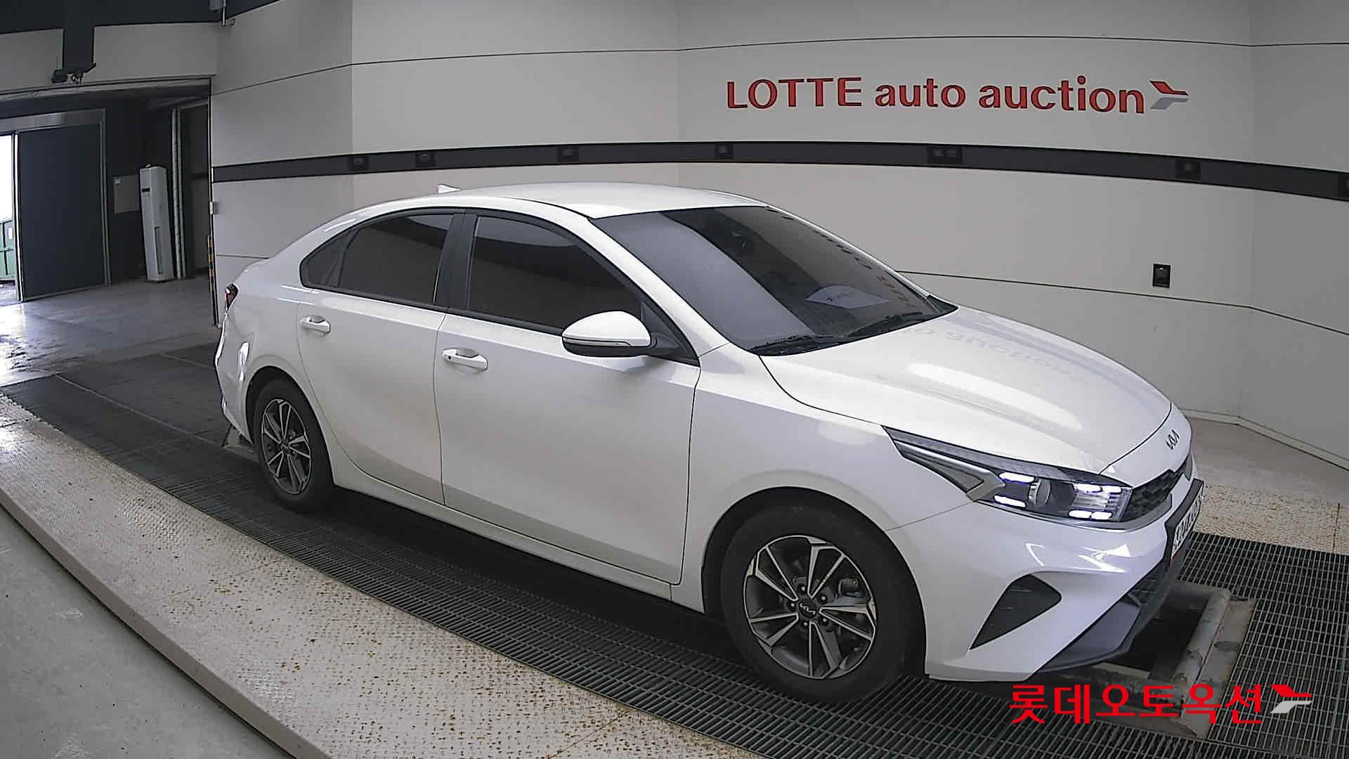 Kia K3 id 3466763 из Кореи 16