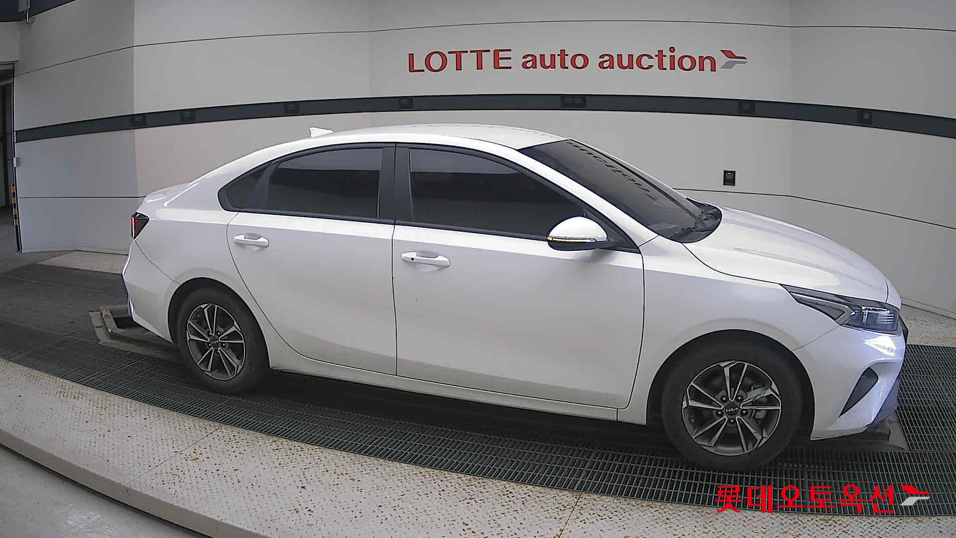 Kia K3 id 3461969 из Кореи 17