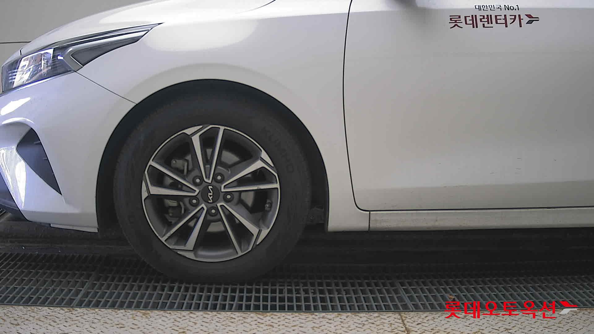 Kia K3 id 3461969 из Кореи 21