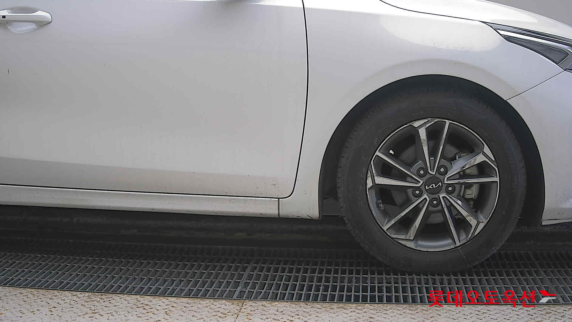 Kia K3 id 3461969 из Кореи 23