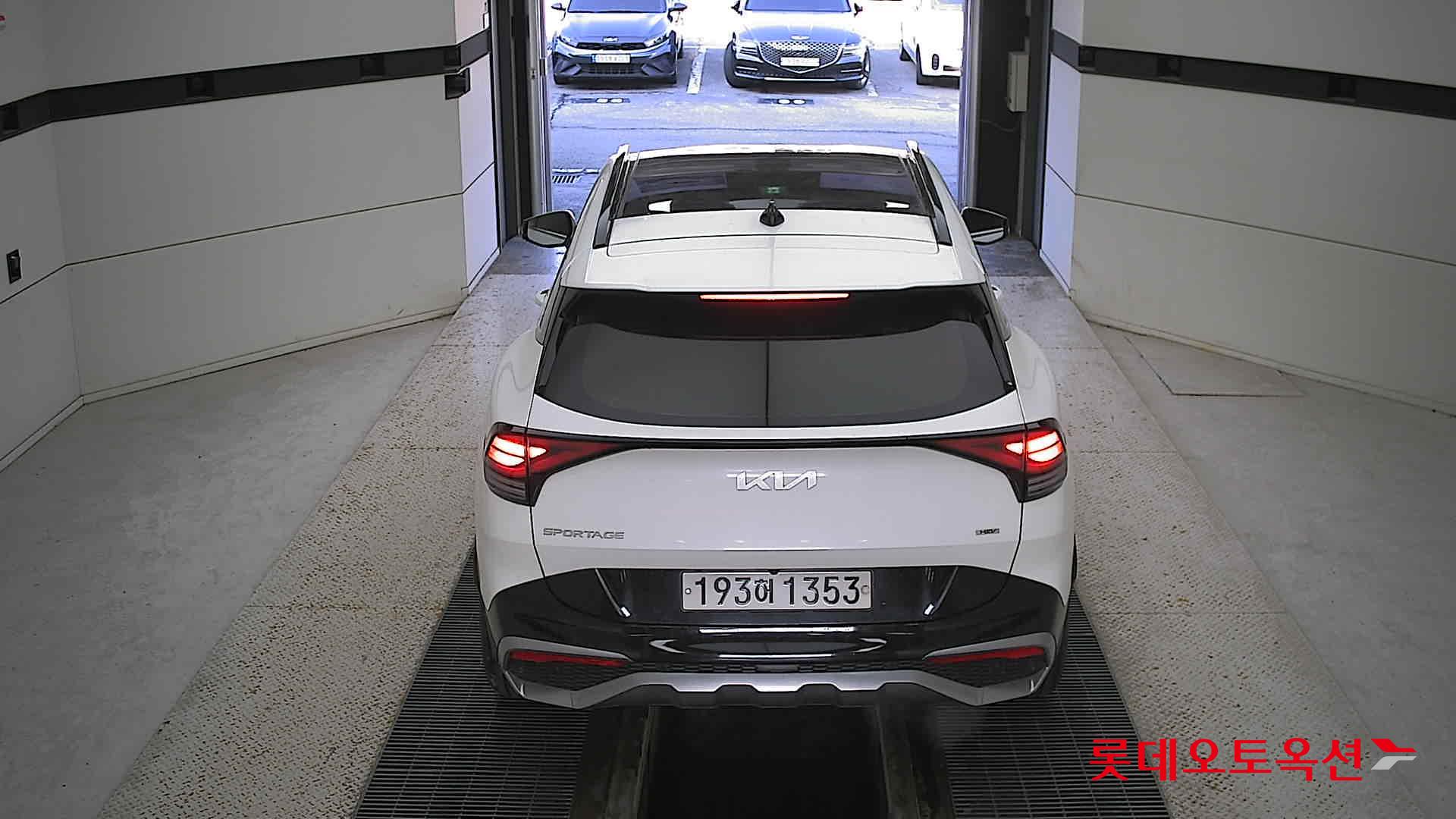 Kia Sportage Hybrid 2022 Snow White Pearl (optional) из Кореи, фото 5