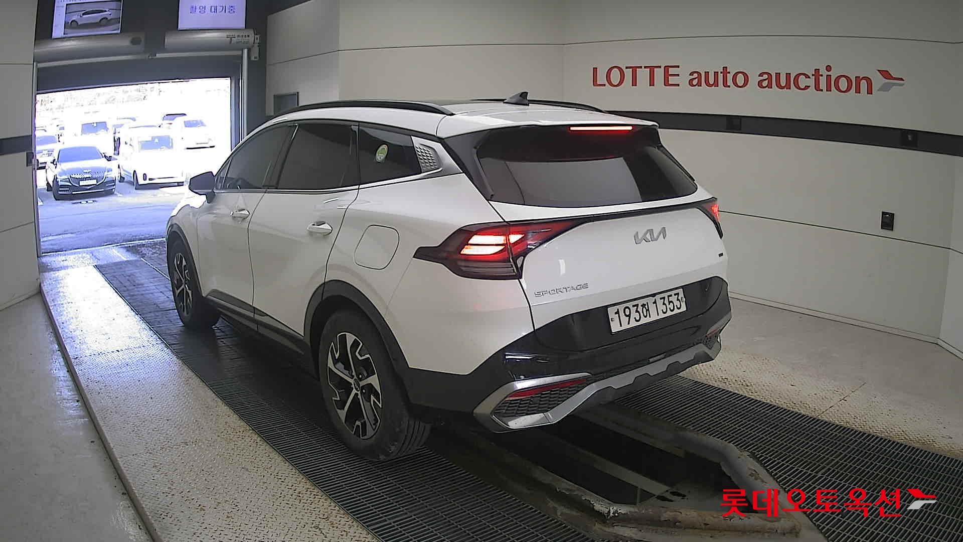 Kia Sportage Hybrid 2022 Snow White Pearl (optional) из Кореи, фото 6
