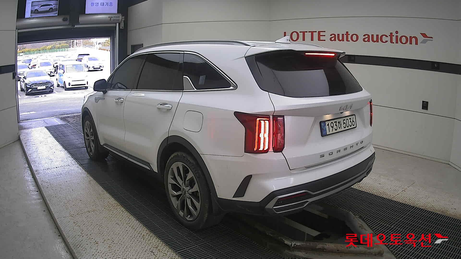 Kia Sorento 2022 Snow White Pearl (optional) из Кореи, фото 6