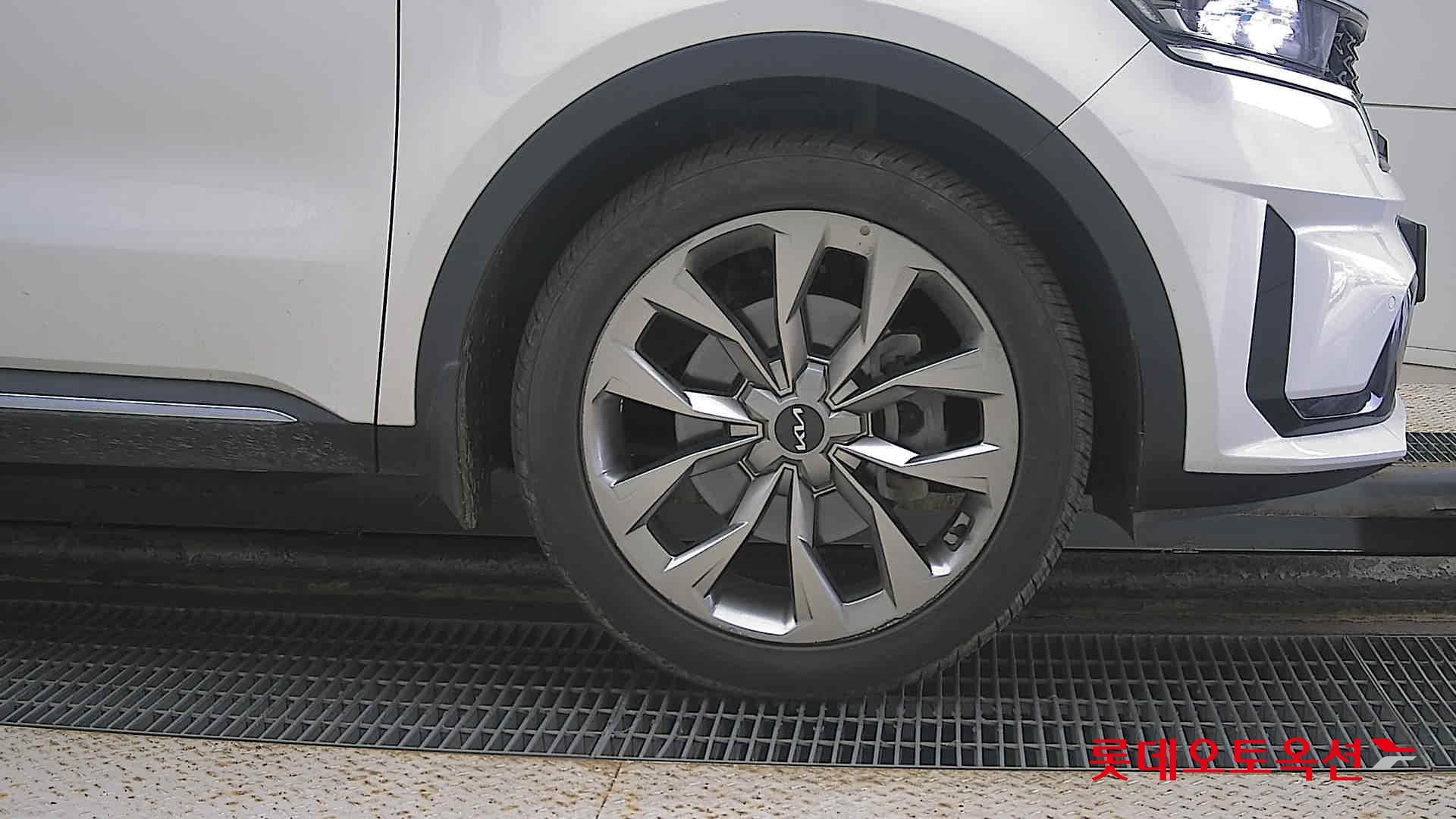 Kia Sorento id 3466770 из Кореи 23