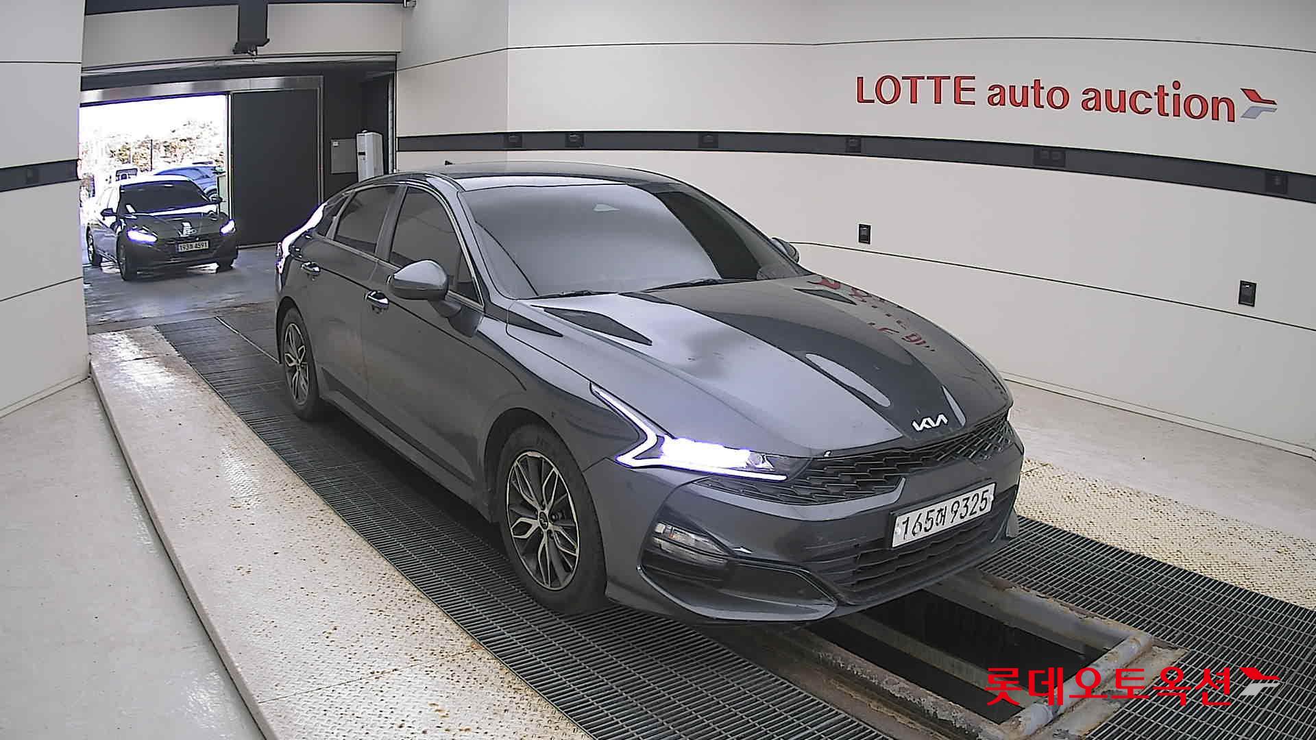 Kia K5 2022 Interstellagray из Кореи, фото 2