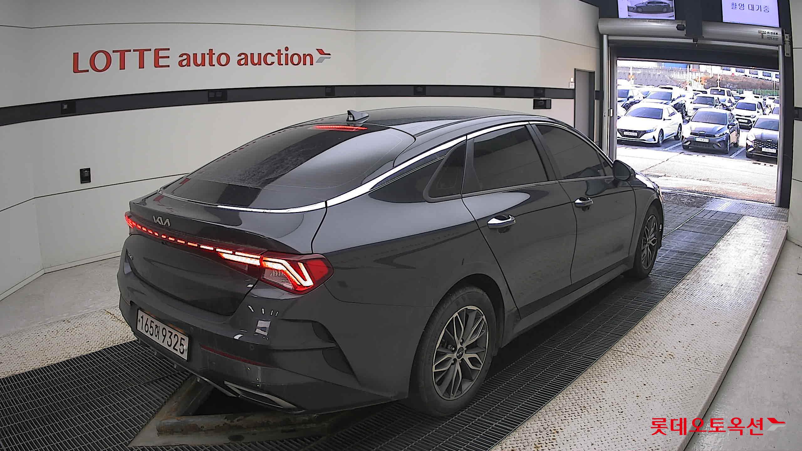 Kia K5 2022 Interstellagray из Кореи, фото 4