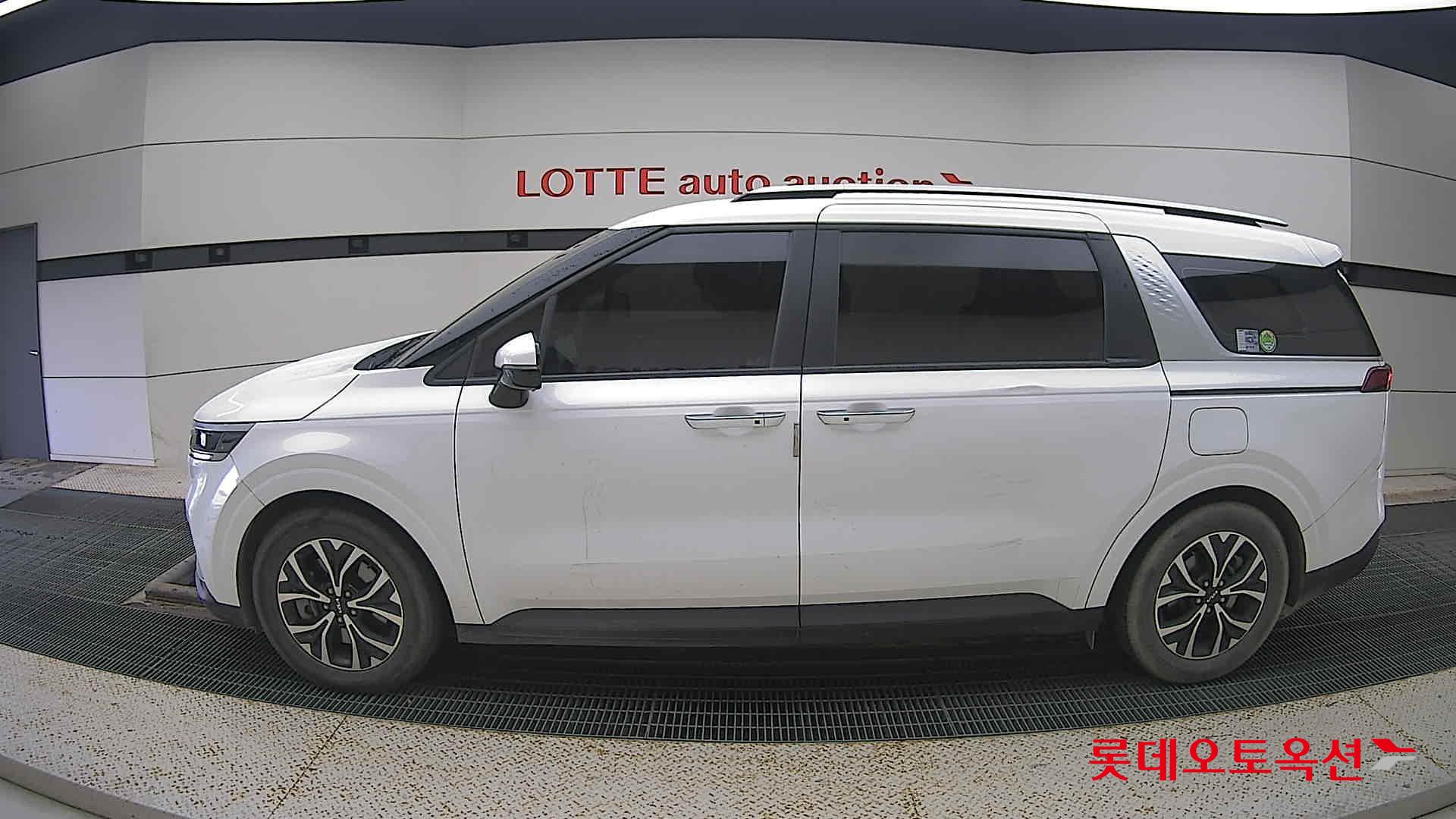 Kia Carnival id 3461964 из Кореи 7